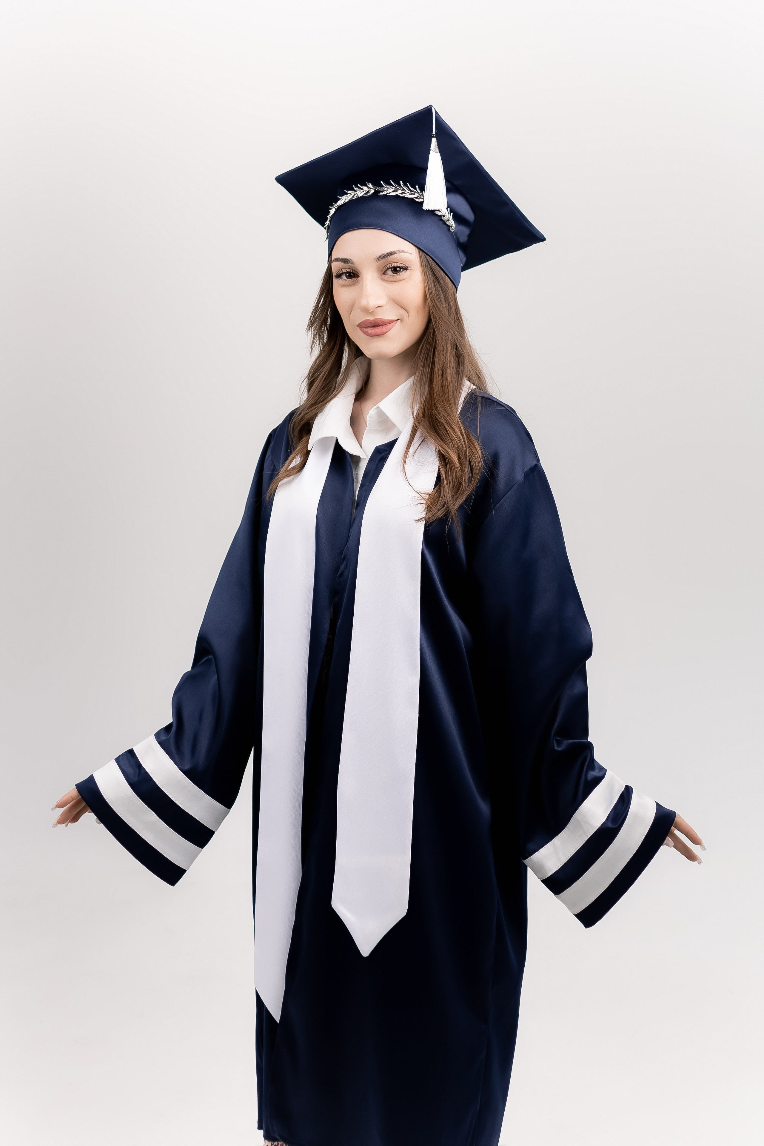 Premium mezun xalati, qara mezun geyimi, ag mezun libasi, qirmizi sarfli mezun paltari, mezun aksesuarlar, mezun papaqlari, mezun lentleri, mezun hediyyeleri, mezun fotosessiya geyimleri, mezun cekilisi ucun geyimler, mezun tedbirleri ucun aksesuarlar, mezun geyimlerinin icare ve satisi, premium mezun libaslari, mezun geyimleri online sifaris, mezun geyimleri Bakida, mezun geyimleri qiymetleri, mezun geyimleri modelleri, Mezun cekilisi, mezun fotosessiyasi, mezun cekilisi ucun geyimler, mezun mantiyasi cekilisi, mezun fotosessiya ideyalari, mezun gunu fotosessiya, mezun xatireleri, mezun papaqlari ile fotosessiya, mezun lentleri ile cekilis, ferdi mezun fotosessiyasi, qrup mezun cekilisi, mezun fotosessiya mekani, mezun ucun ideal cekilis fonlari, mezun fotosessiya aksesuarlari, mezun albomu sekilleri, mezun cekilisi poza ideyalari, universitet mezun fotosessiyasi, kollektiv mezun fotosessiyasi, mezun xalatlari ile cekilis, mezun mantiyasi fotosessiyasi, mezun geyimleri ile professional cekilis, mezun tebrik fotosessiyasi, en yeni mezun cekilis trendləri, mezun fotosessiya xidmetleri, premium mezun cekilisi, mezun cekilisi ucun dekorlar, mezun fotosessiyasi aksesuarlar, mezun gunu en gozel fotolar, mezun cekilisi fotostudiya, bakida mezun fotosessiyasi, xaricde mezun cekilisi, mezun gunune ozel cekilis,Məzun mantiyaları, eksklüziv məzun geyimləri, ağ və qara məzun libasları, məzun üçün xüsusi şarf modelləri, məzun papağı və aksesuarları, fərdi dizayn məzun geyimləri, məzun tədbiri üçün ən yaxşı seçimlər, məzun fotosessiyası üçün ideal libaslar, məzun mərasimi geyimləri, keyfiyyətli məzun mantiyası, rahat və şık məzun geyimləri, məzun üçün lent və tac modelləri, məzun simvolik medalları, icarəyə verilən məzun libasları, məzun geyimlərinin sərfəli qiymətləri, onlayn məzun geyimi sifarişi, məzun paltarı mağazası, dəbli məzun geyimləri, premium məzun mantiyalarının satışı, universitet məzunları üçün mantiyalar, kollektiv məzun geyimləri, məktəb məzunları üçün geyimlər, diplom mərasimi üçün geyimlər, fərqli rəngdə məzun libasları, ən yeni məzun geyimləri, rahat və premium məzun geyimi seçimləri, Bakıda məzun geyimi mağazası, məzun üçün ən yaxşı libaslar, məzun dünyası, mezun dunyasi, mezun geyimleri