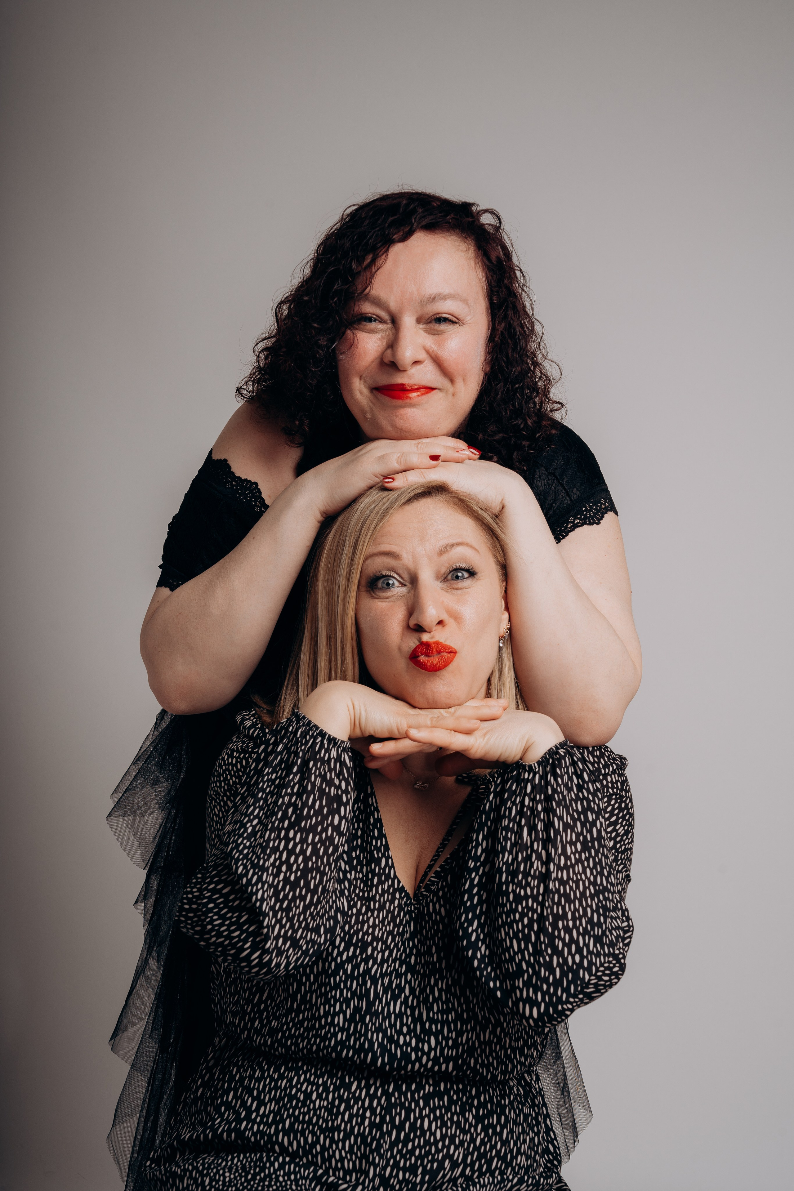 Ritratti di Famiglia | Momenti Intimi e Legami Autentici. Fotografa maternity, family e business a Pomezia e Roma – Simona Henkel