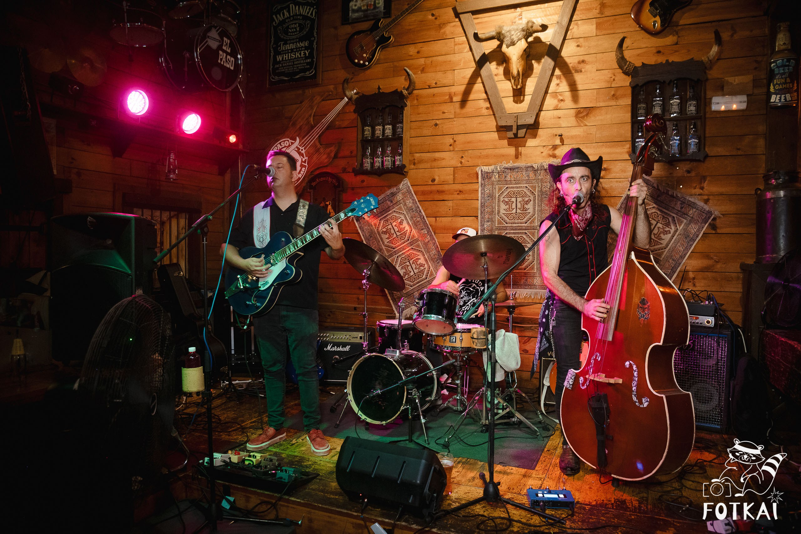 The Hellhates en El Paso Rock Bar Torrevieja – Reportaje fotográfico 04.10.25 | FOTKAI