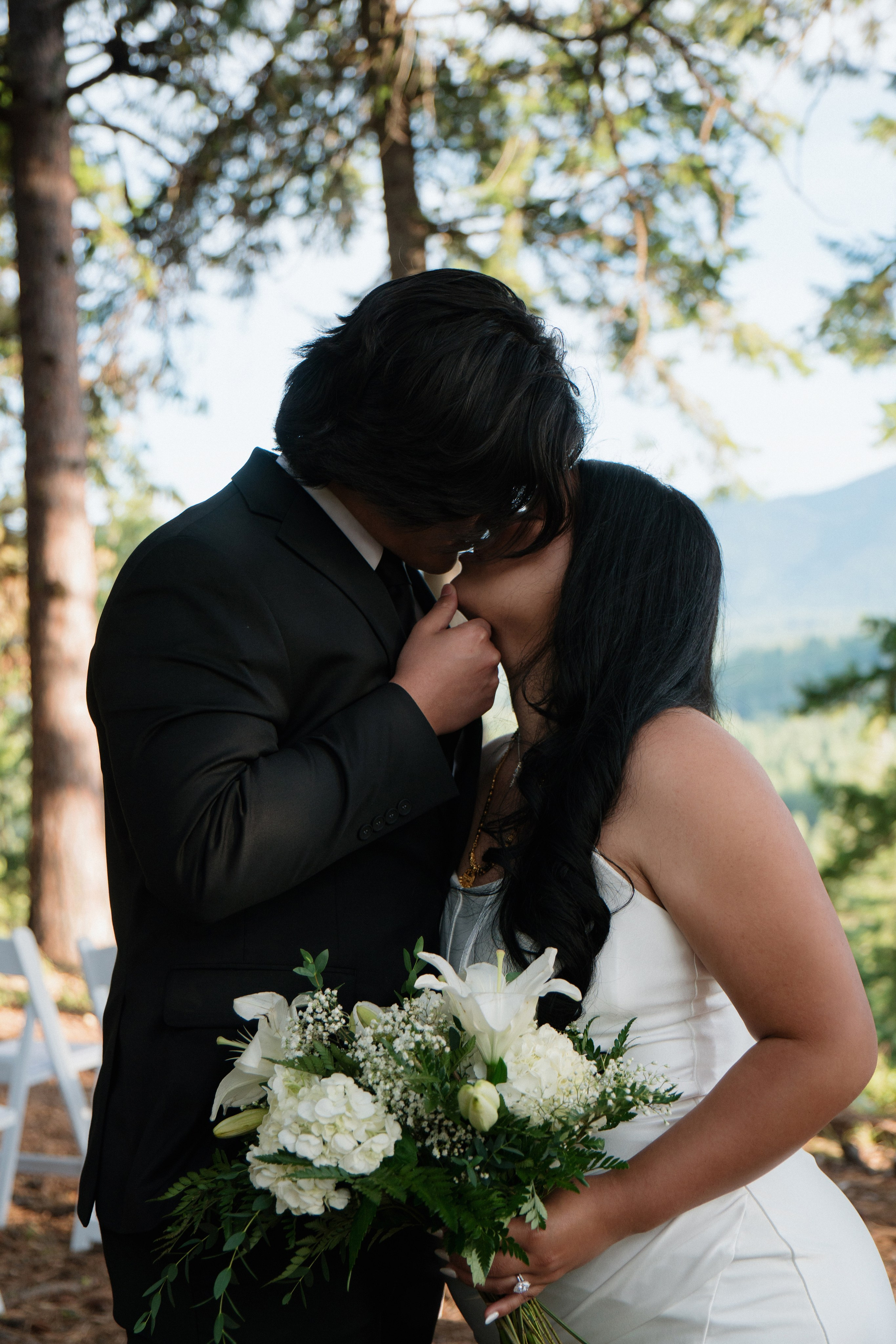 Guilianna and Jay | Intimate Wedding. Photographer in Washington Sophia D