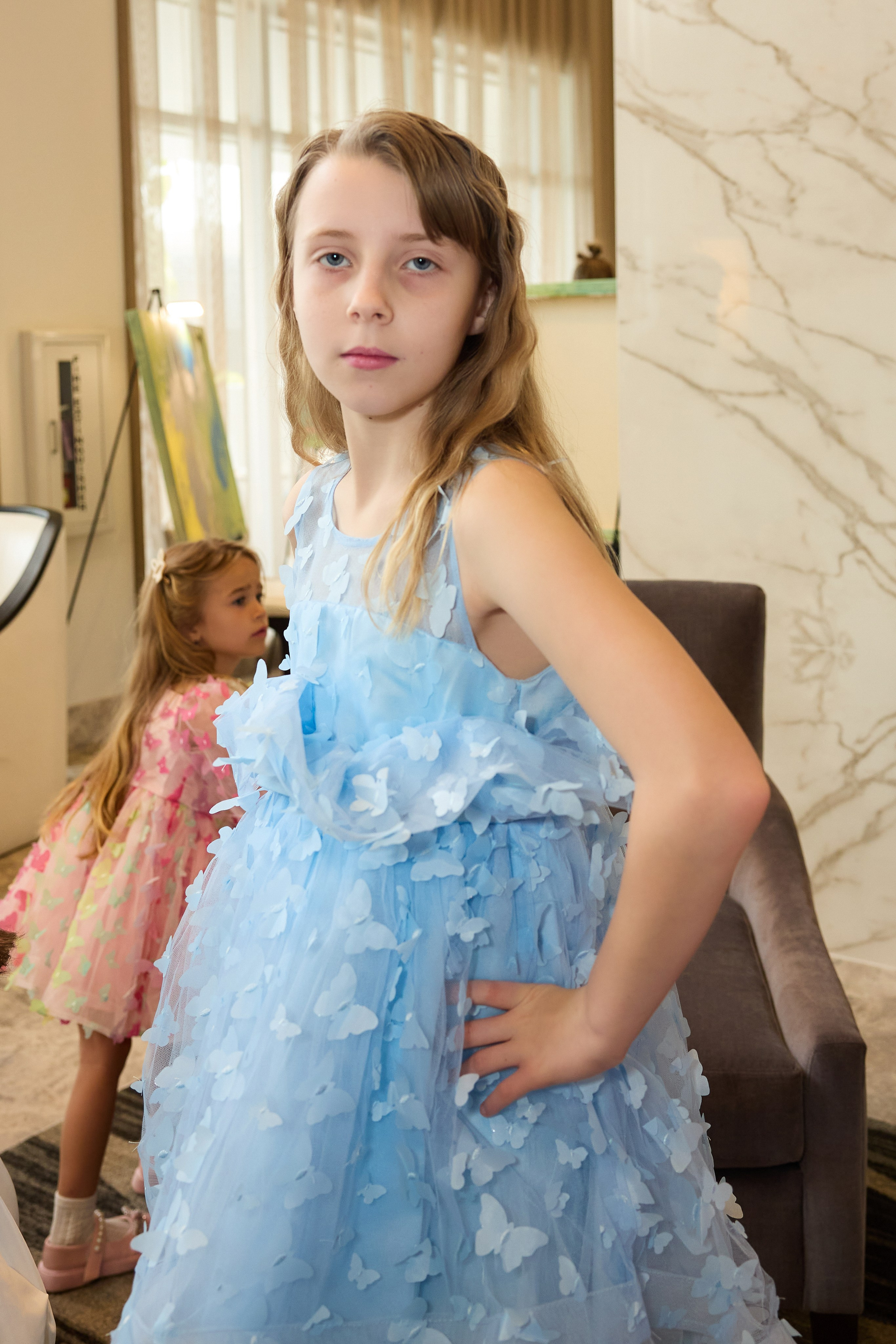 Авторская благотворительная художественная выставка Дианы Бортник. Фотограф Юлия Маковеева