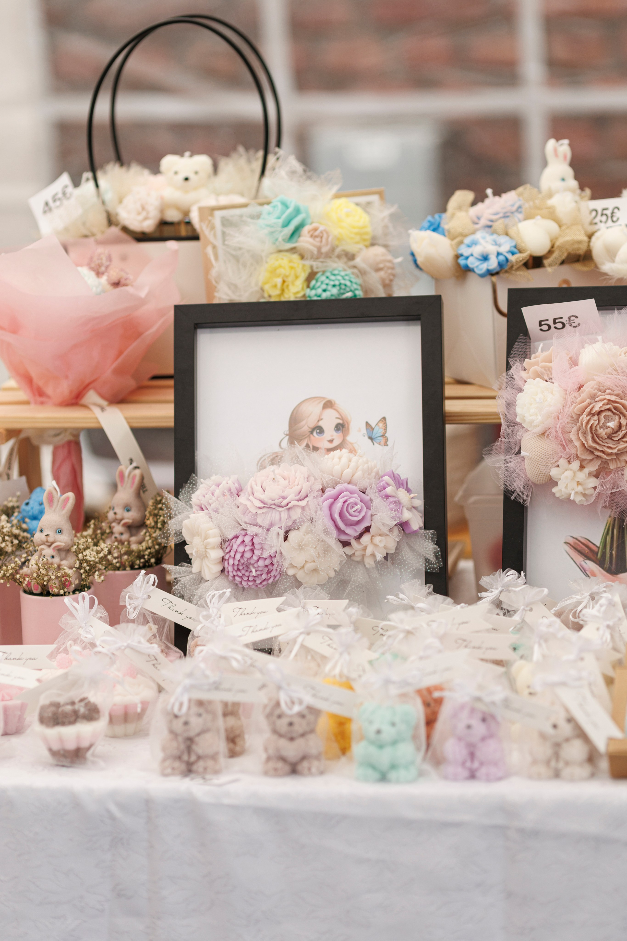 Hora Dorului 2025. Dienstleistungen