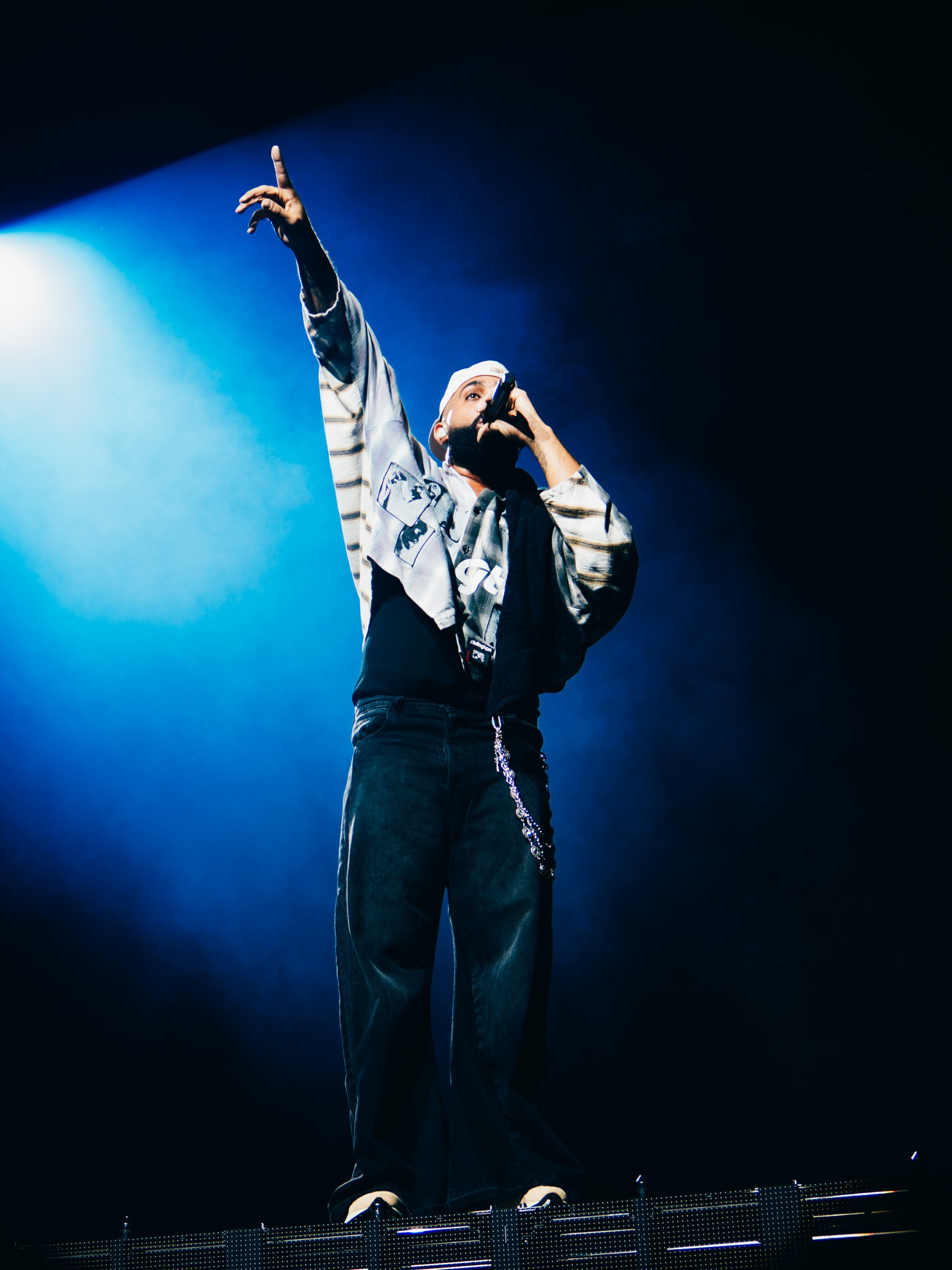 ELADIO CARRION. DEYA BELTRAN Maquilladora, fotógrafa y vídeos