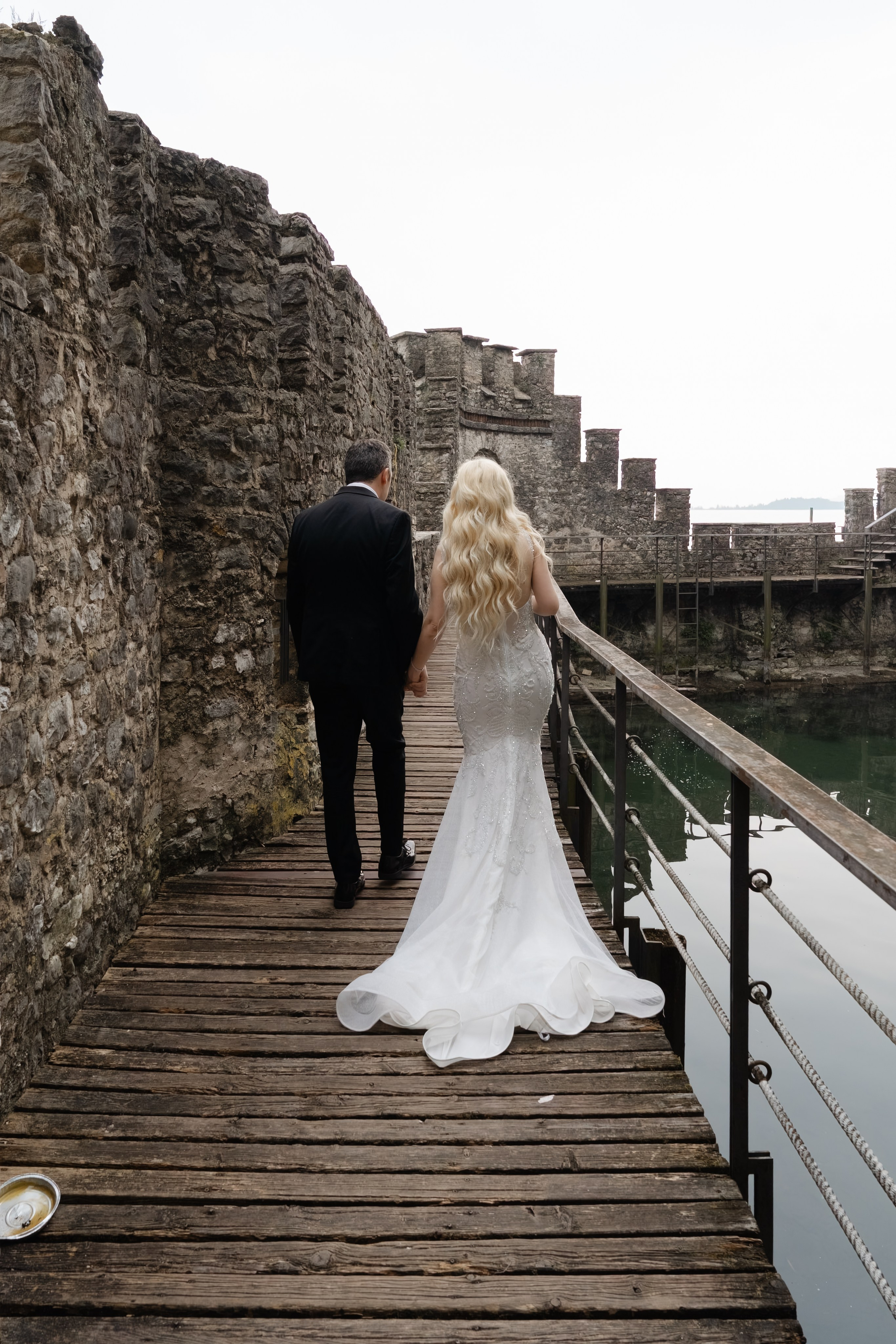 LINDSEY AND ROBERT _LAKE GARDA. PHOTOGRAPHER IN ITALY