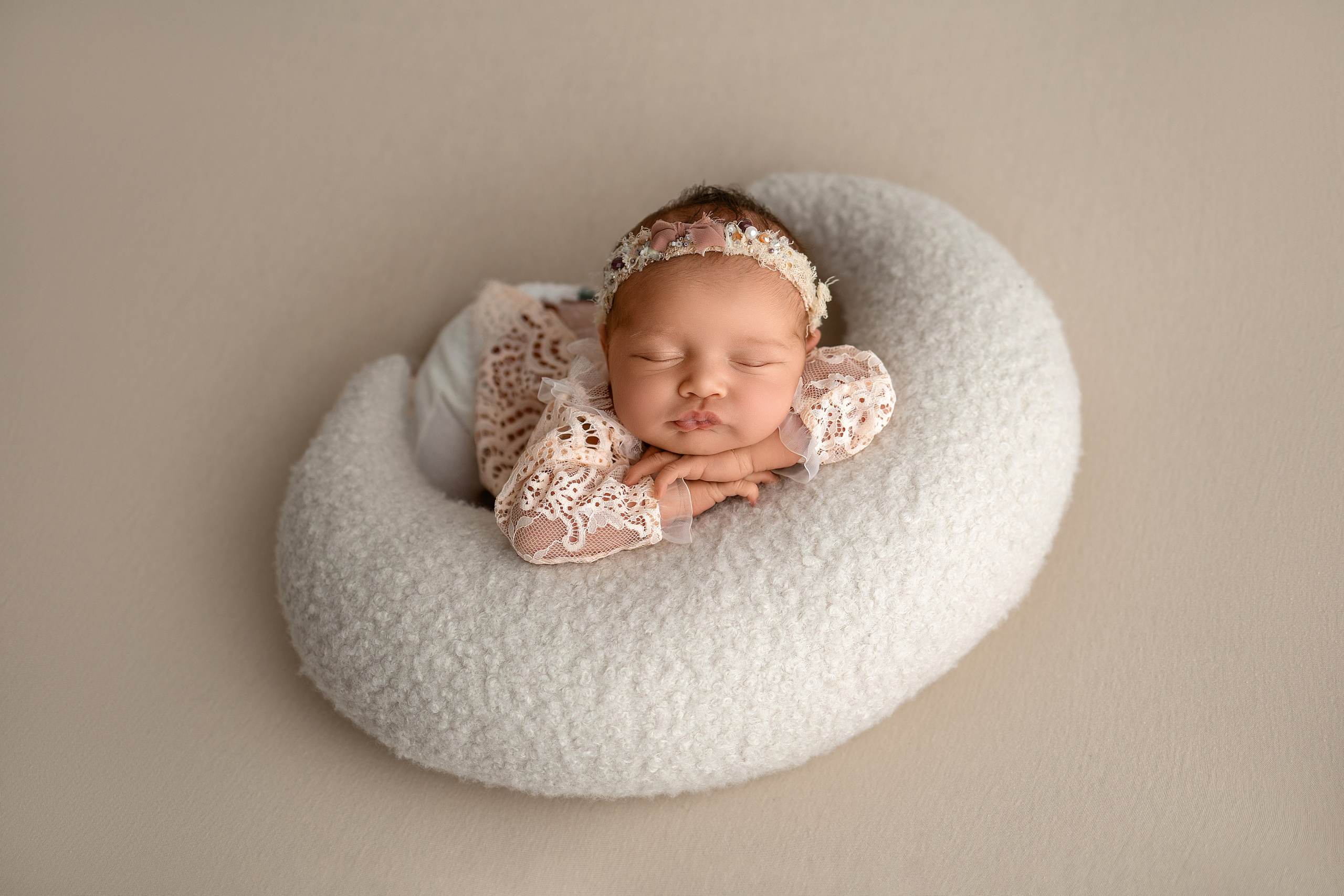 Neugeborene. Neugeborene- Schwangerschaft- und Kinder Fotografin in Lehre