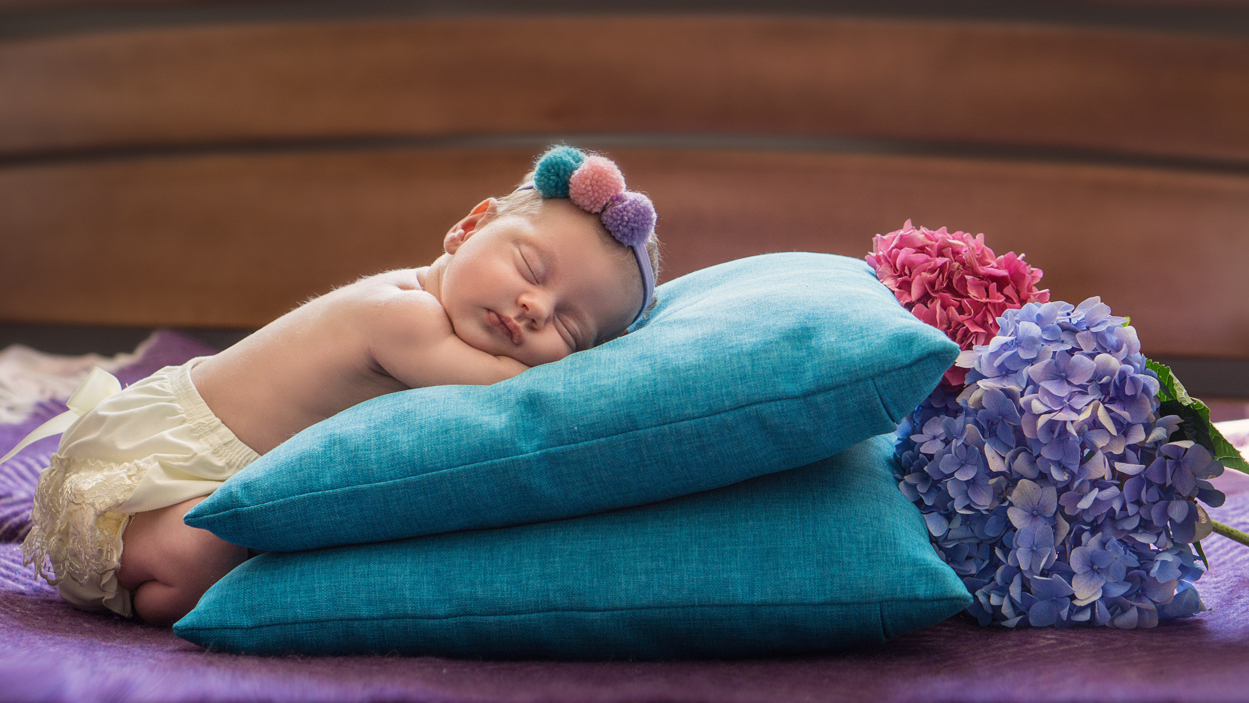 Newborn studio. Bébé Newborn Photographer in Copenhagen