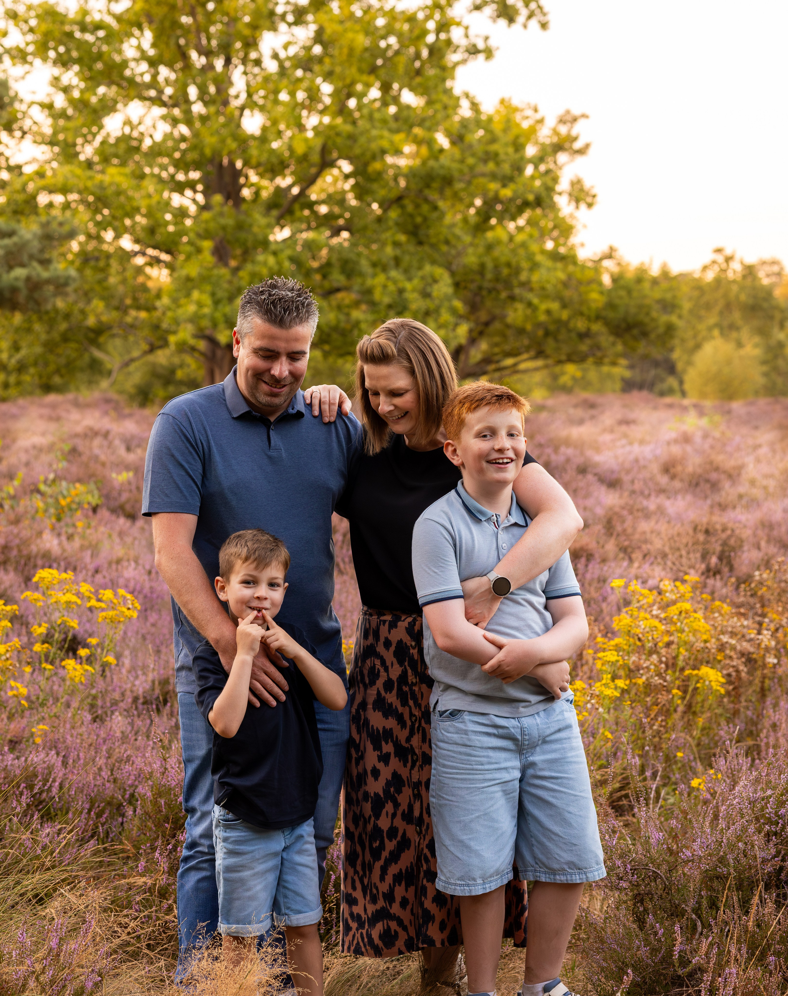 Kapture Fotografie - Spontane familieshoot met ouders en kinderen op de Kesselse heide