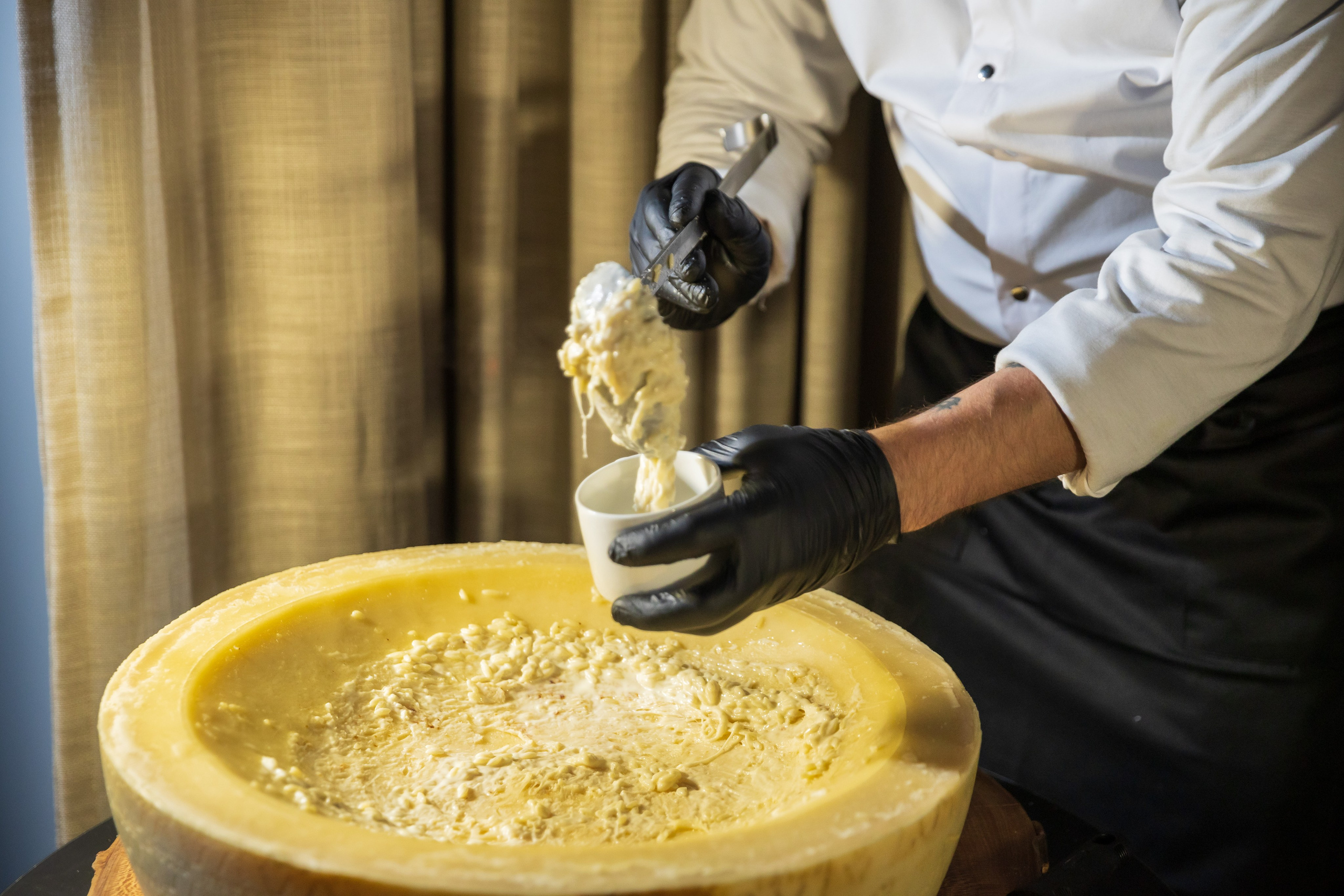 Porsche Studio. Открытие первого официального дилерского центра Porsche в Узбекистане. Профессиональная Фото-Видео Студия Геннадия Нестеренко | Ташкент и Весь Узбекистан