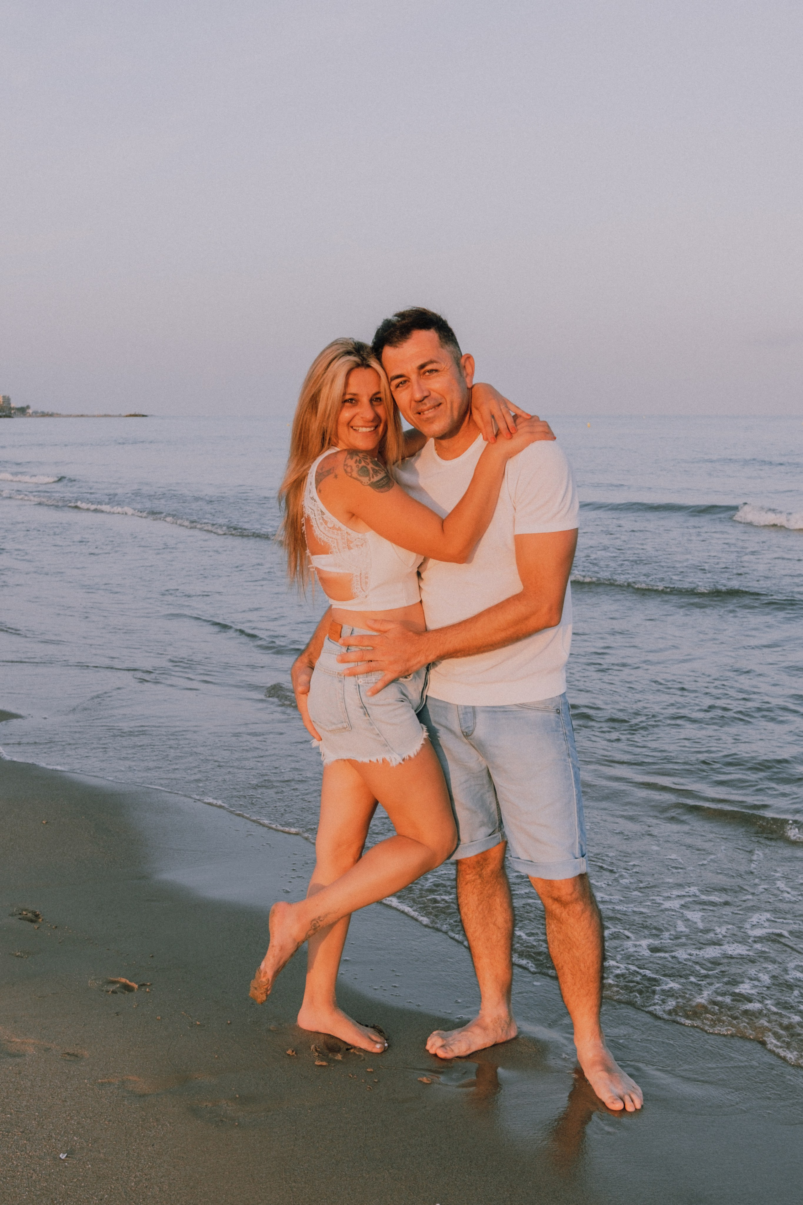 Sesión familiar en la playa. Fotografía profesional en Calafell - Elena Medvedeva