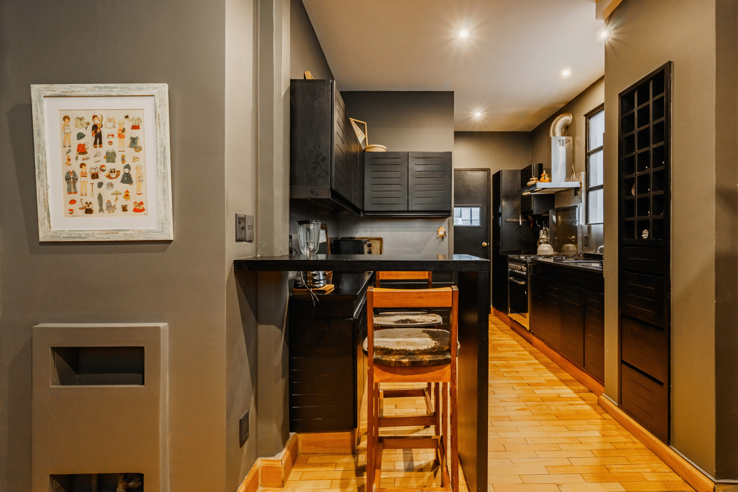 24 07 31. Fashion, portrait, interior photography. Valencia, Spain. Dmitry Ivanov. Retrato, fotos de interiores