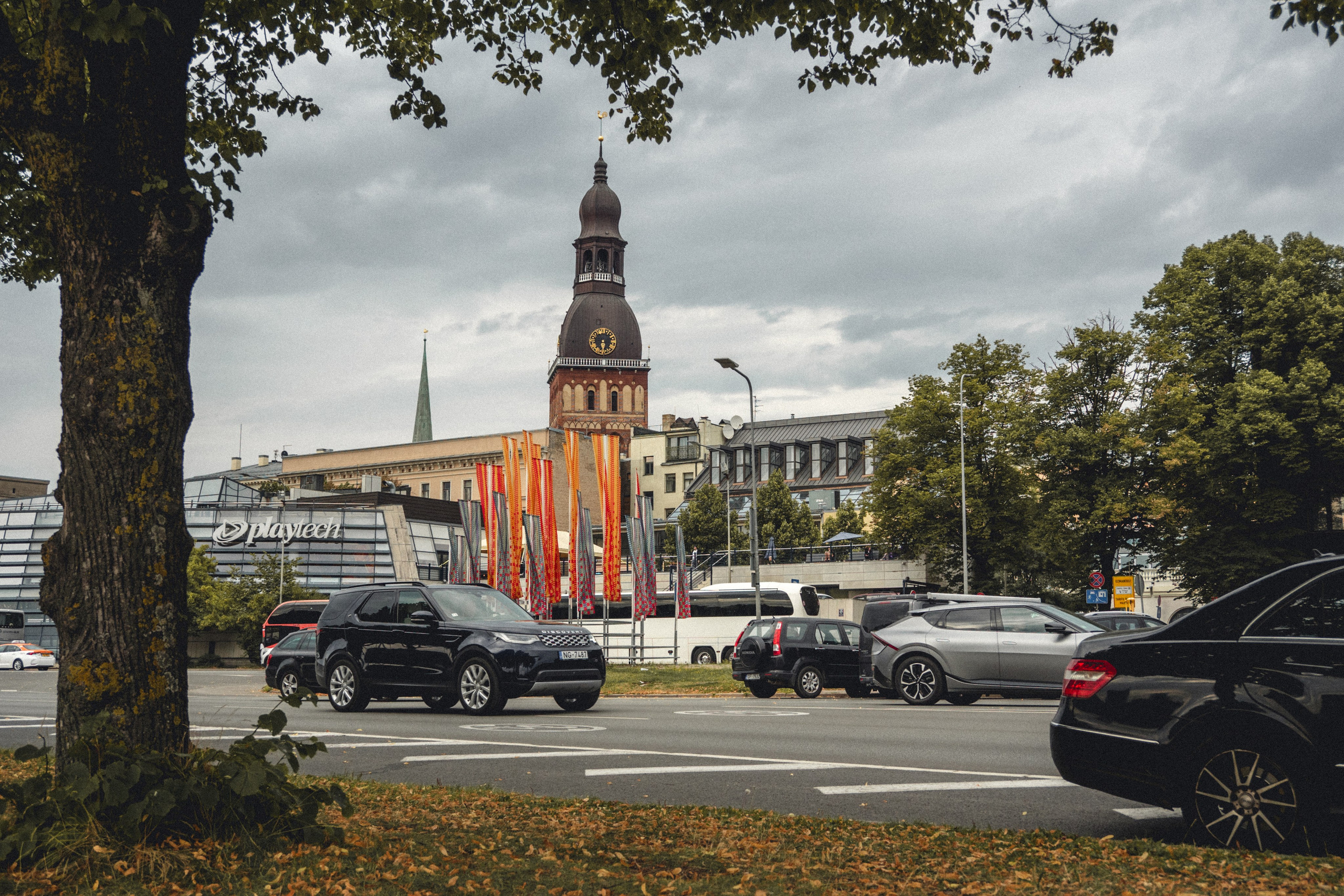 Voyage à Riga. Photographe sur Cote d’Azur. Portraits de familles, couples, enfants, événements