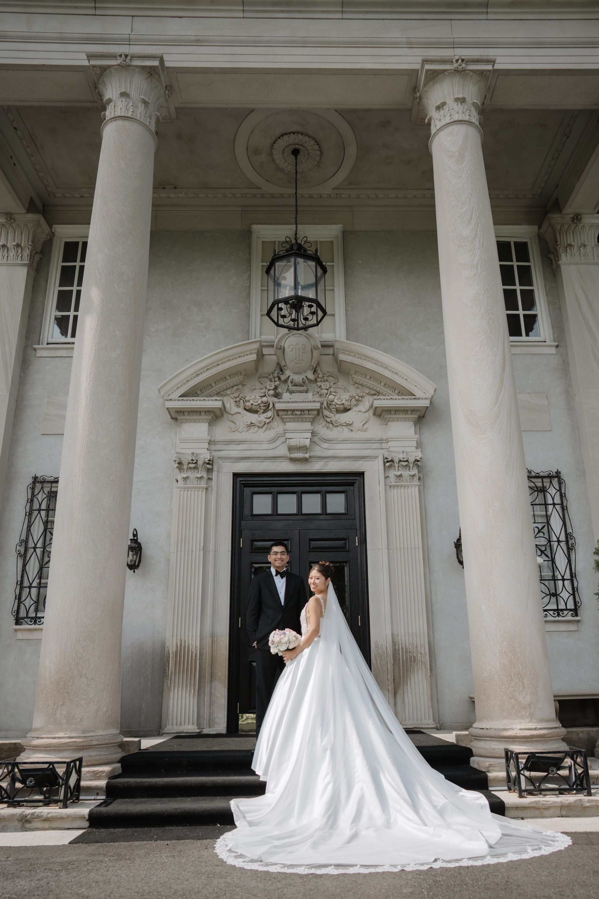 A stunning wedding with Asian style. Portrait and wedding photographer in New York