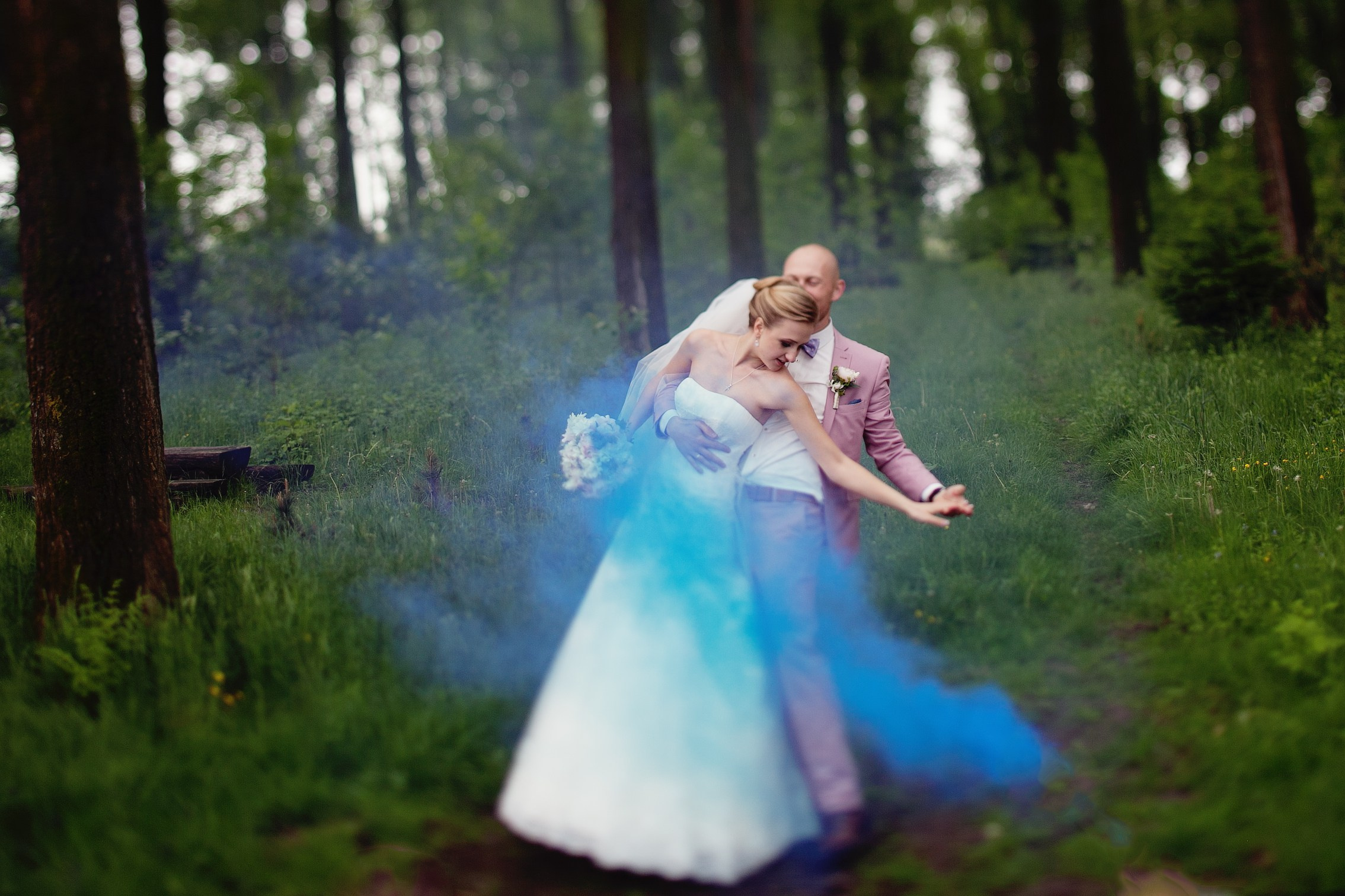 Robert & Andriana, Lviv. Denny Savon — Photographer in Santorini | Weddings, Love Stories & Flying Dress