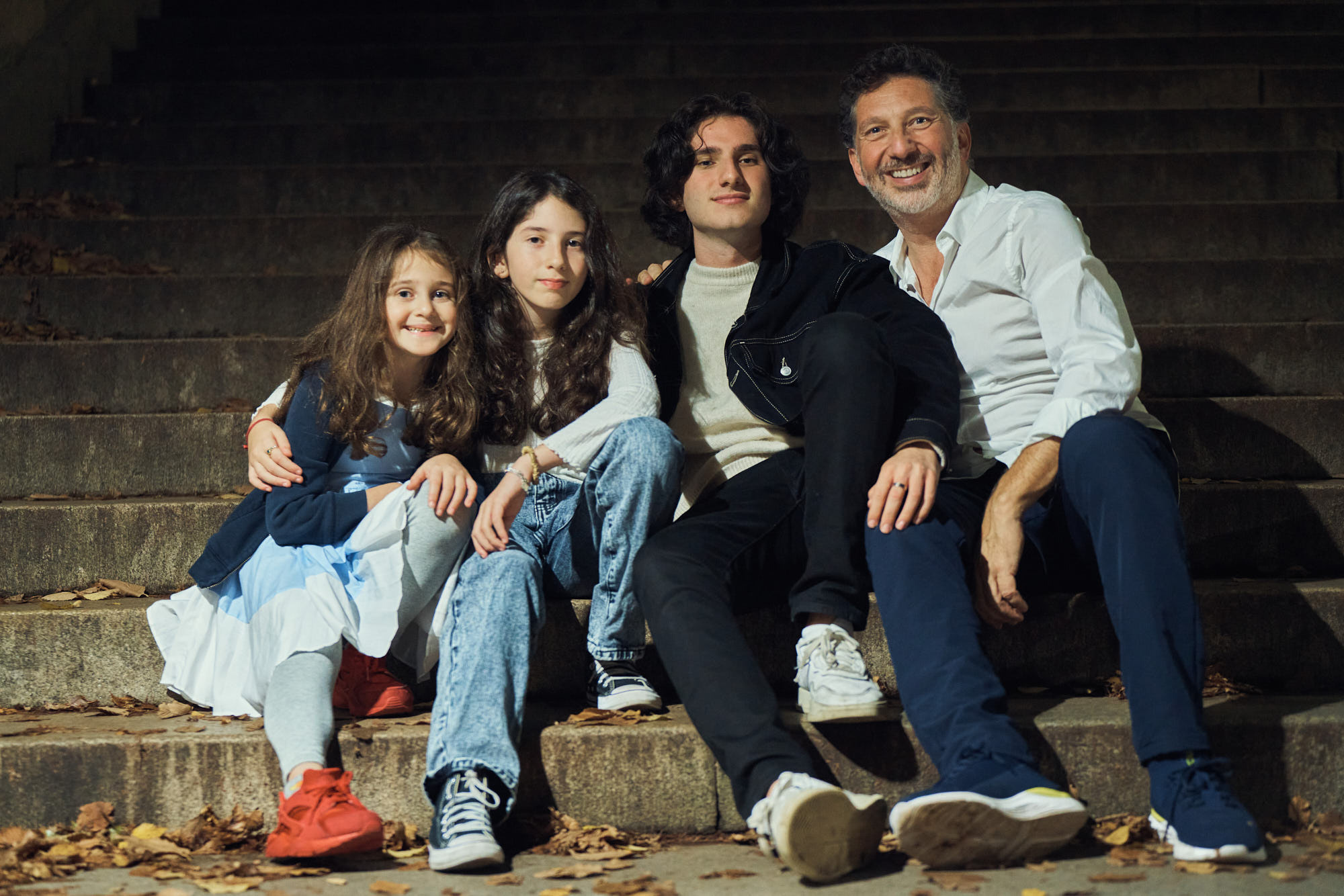 Winter family photo shoot in Bethesda Terrace, Central Park, NY