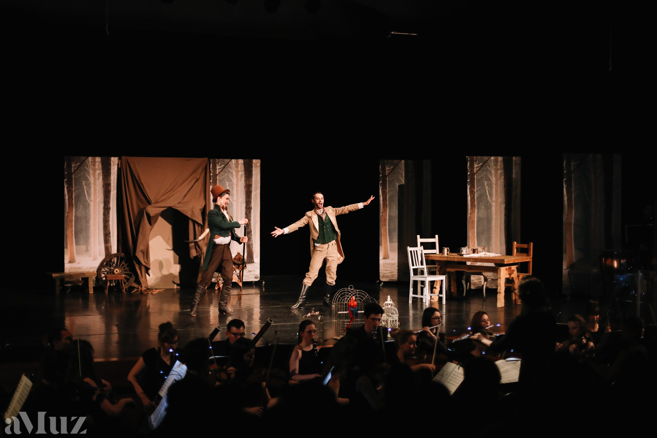 Opera Łąkowa. Fotograf Ślubny Warszawa - Sesje Biznesowe Rodzinne Eventy