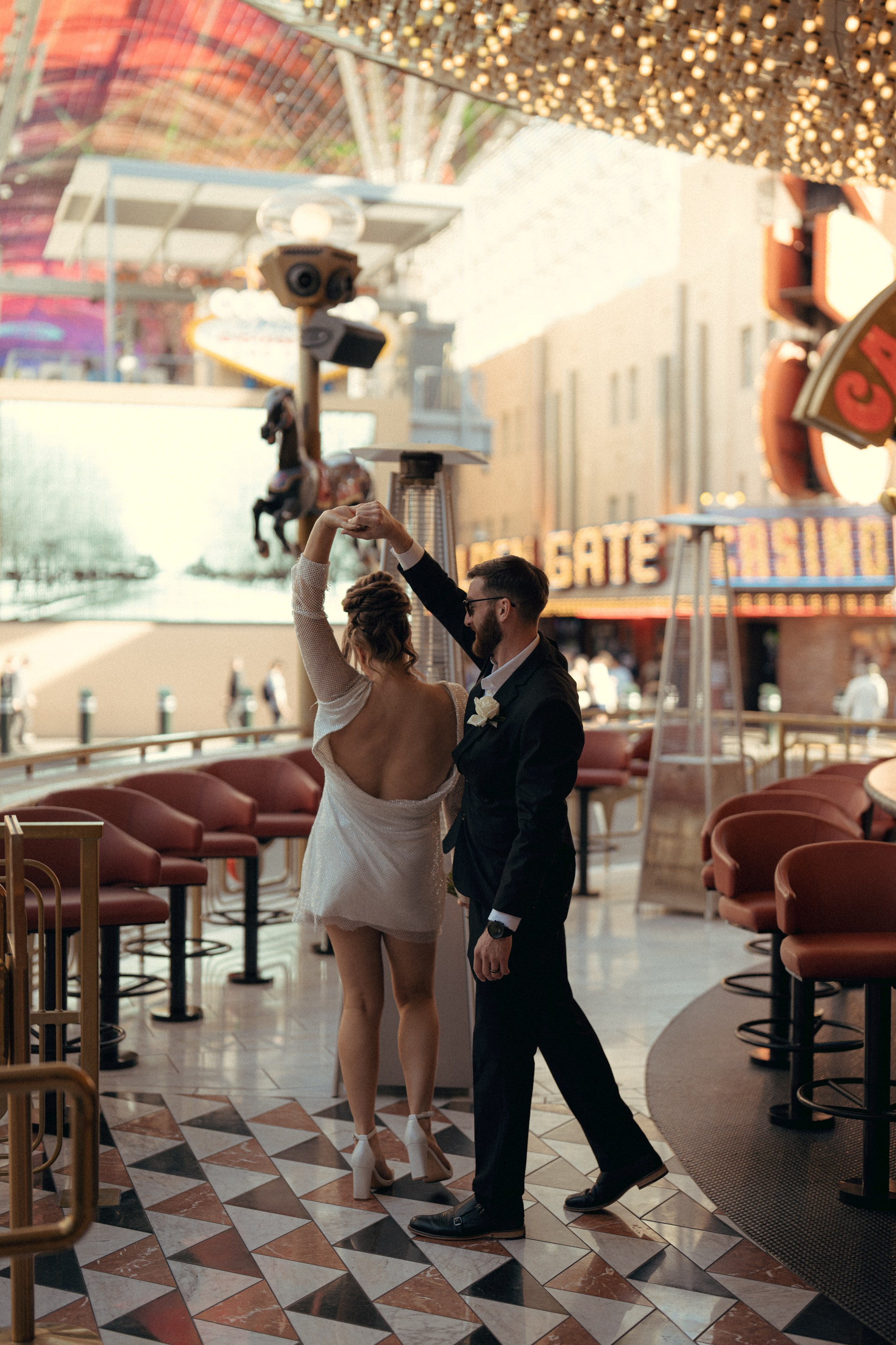 Casey&Michael. Wedding & elopement photographer Viktoriya Kravtsov. Las Vegas