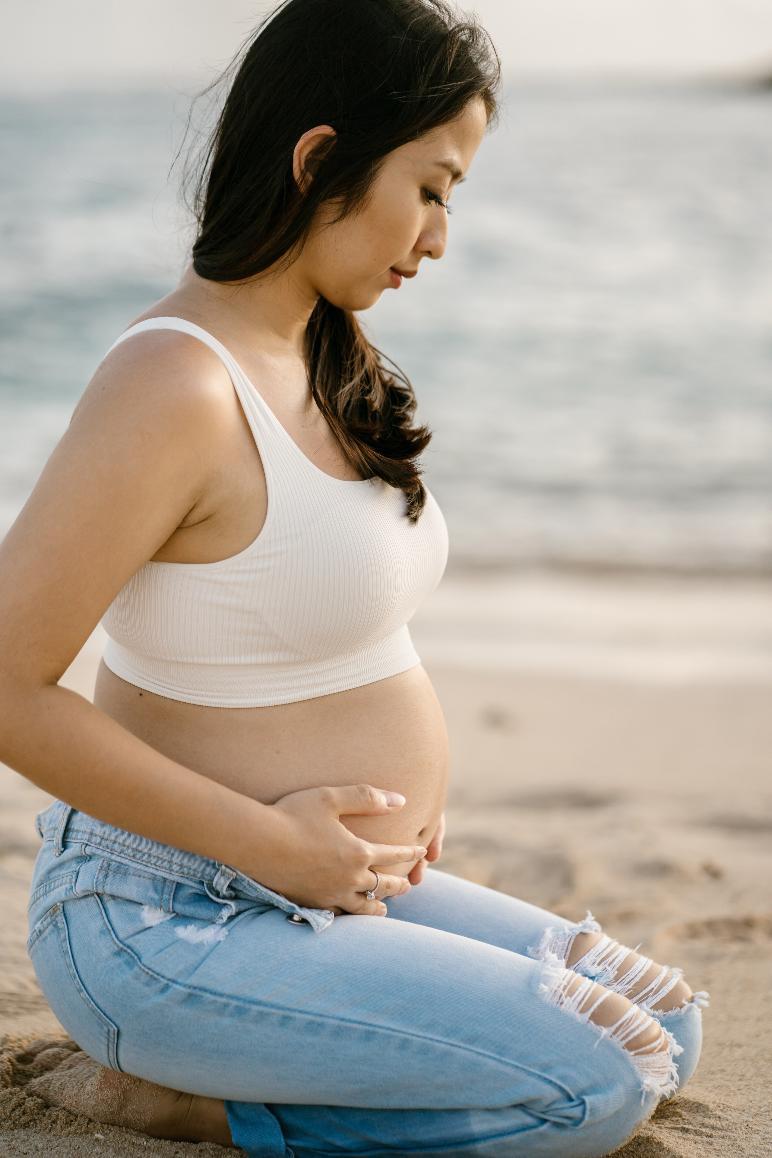 Aldo & Aldys Maternity Photoshoot. Female Photographer in Bali