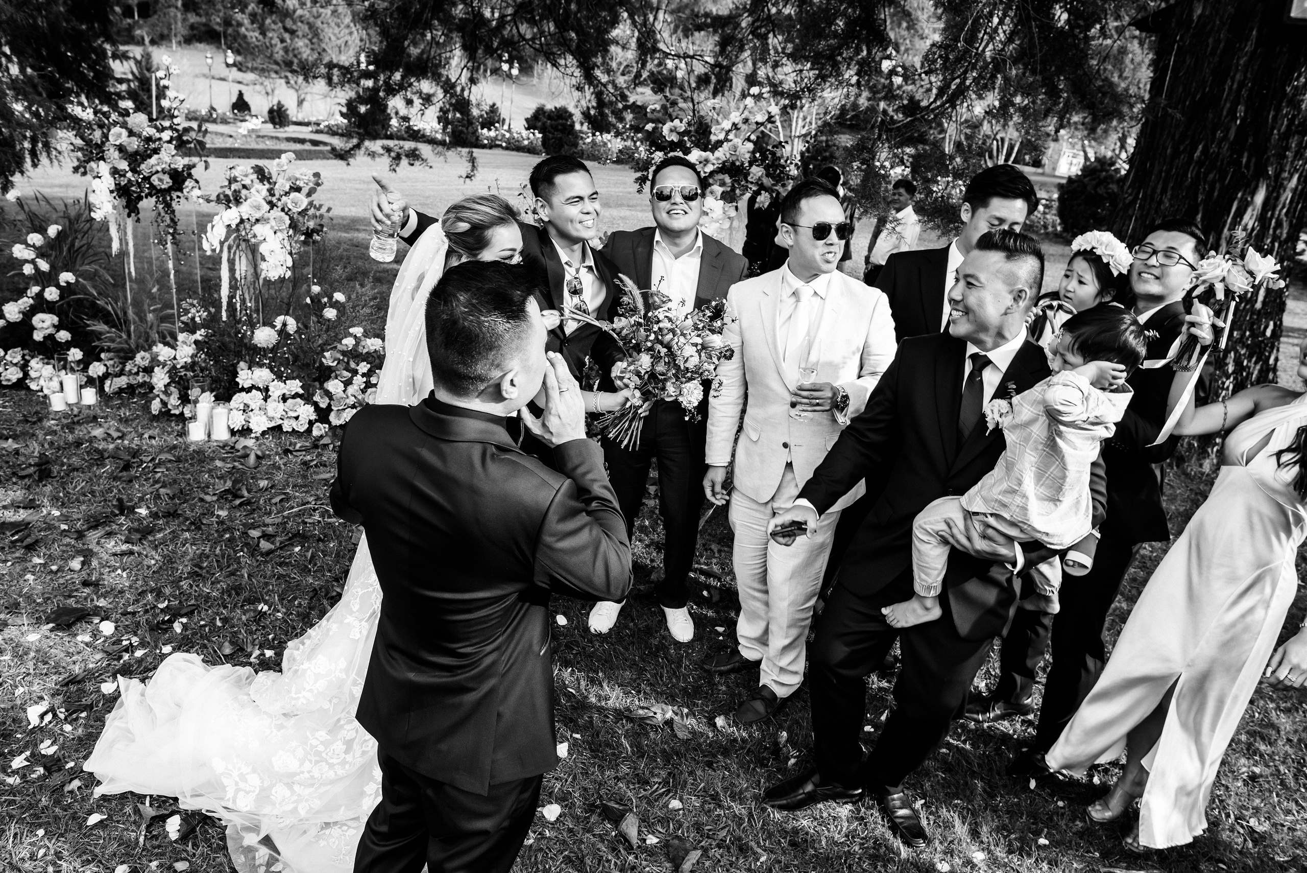JESSE & MIMI / The Vows. Nhiếp ảnh gia đám cưới hàng đầu tại Thành Phố Hồ Chí Minh