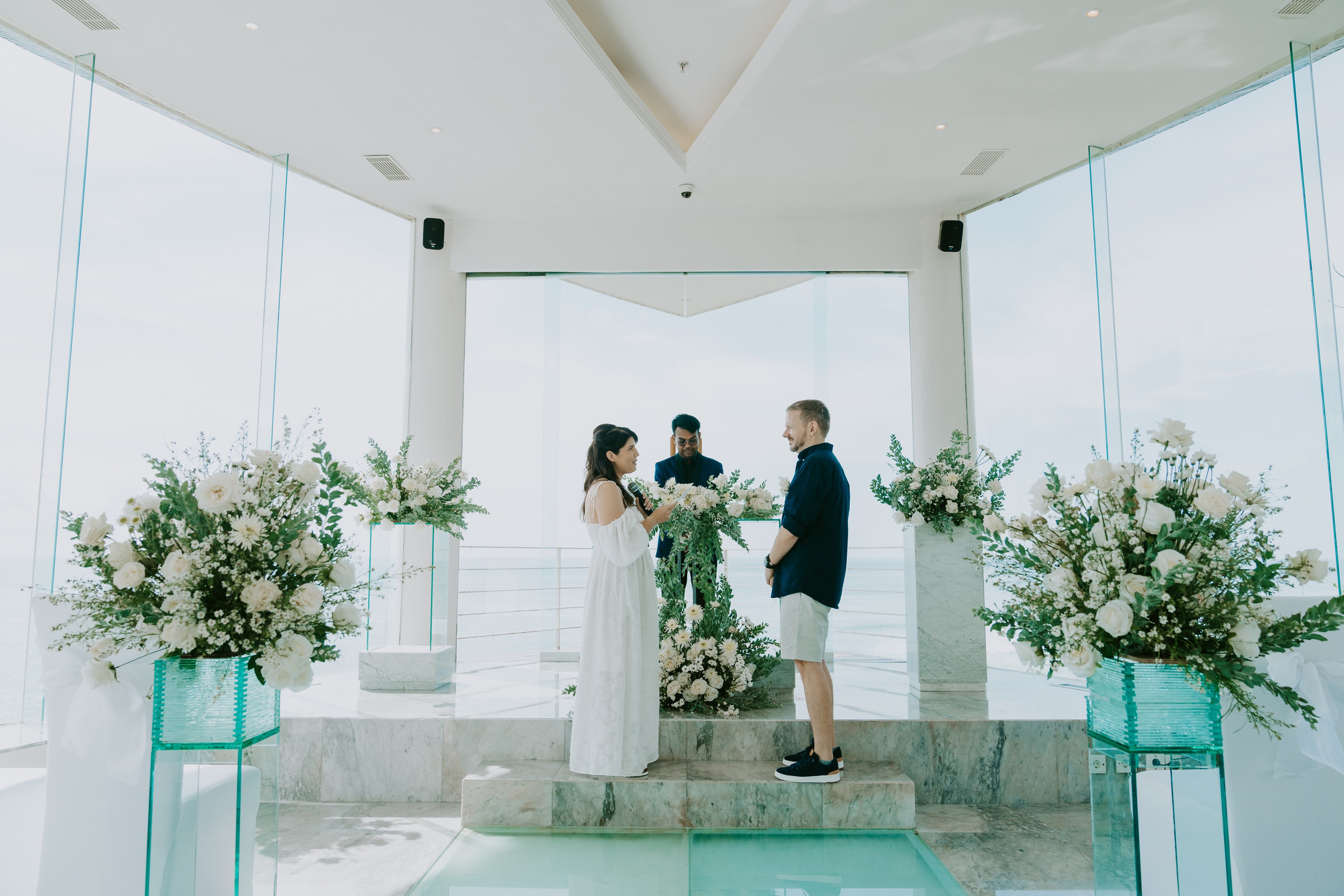 BOGLARKA & STEFFAN. Female Photographer in Bali