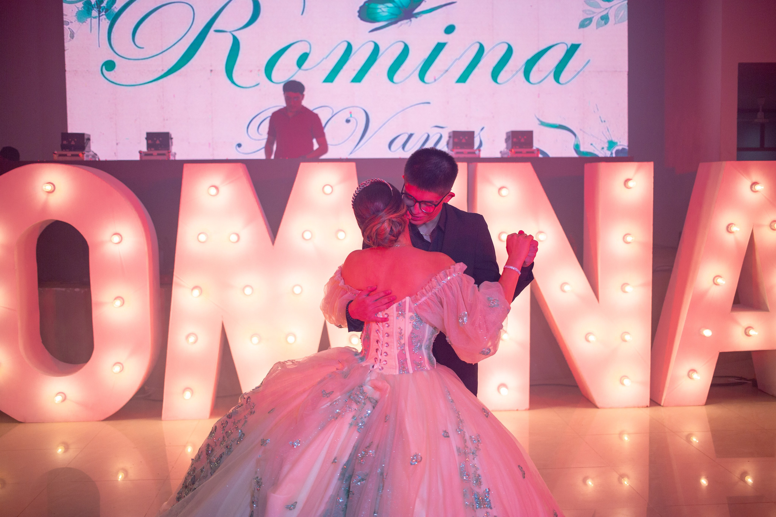 XV AÑOS ROMINA
