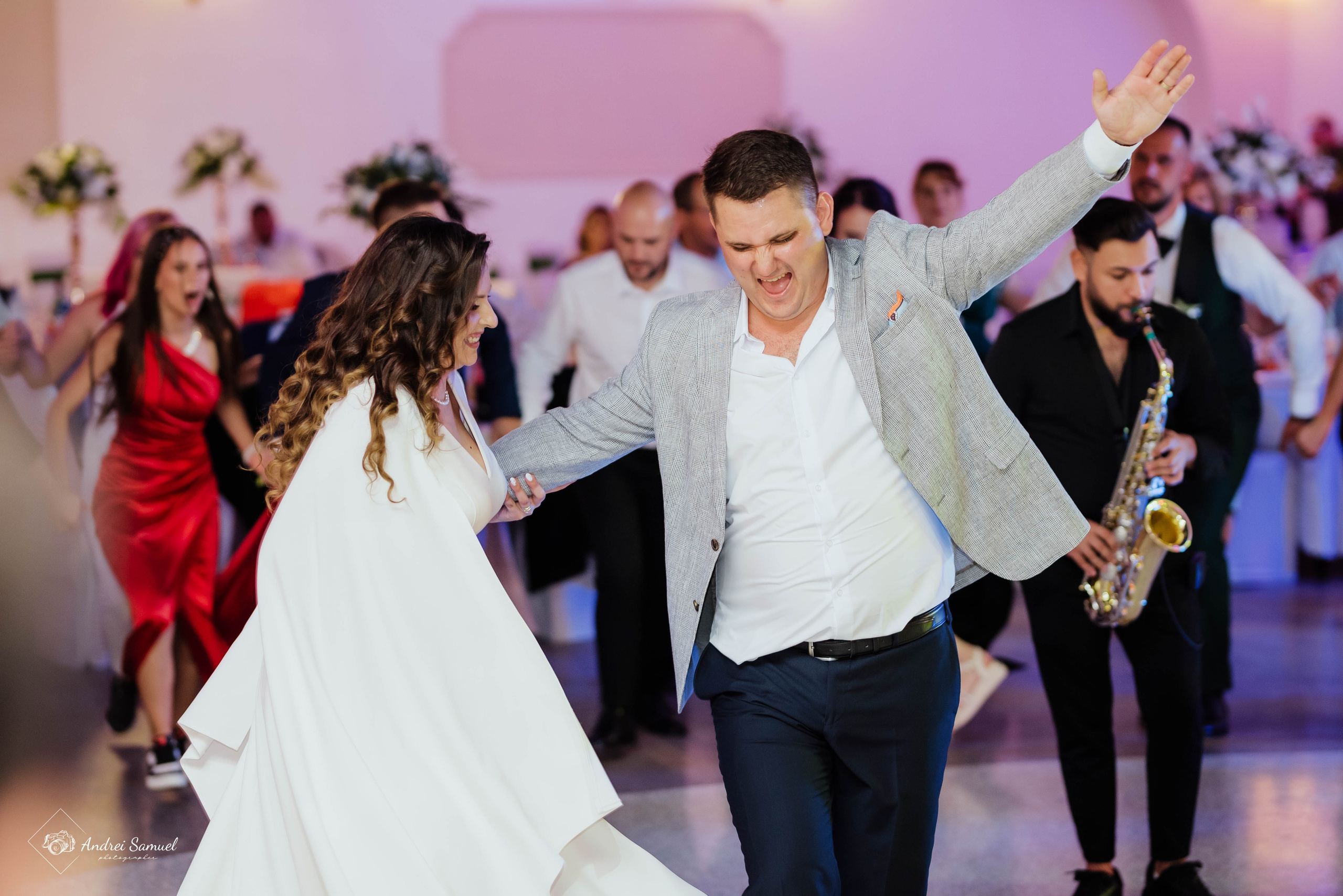 Oana & Romil. Andrei Samuel – Fotograf București | Evenimente, Studio, Imobiliare, Produs