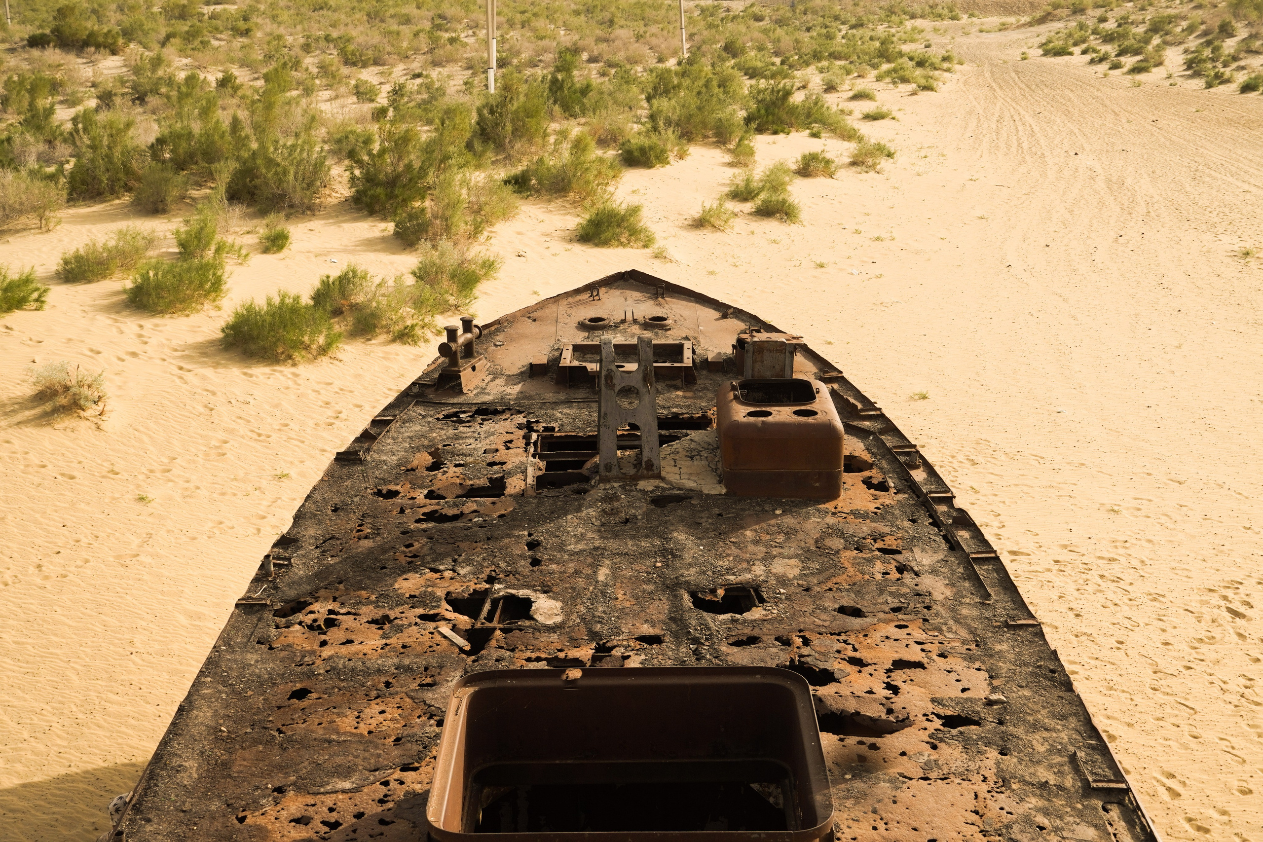 Aral Summit Expedition. Melikov Amir, Uzbekistan based photographer