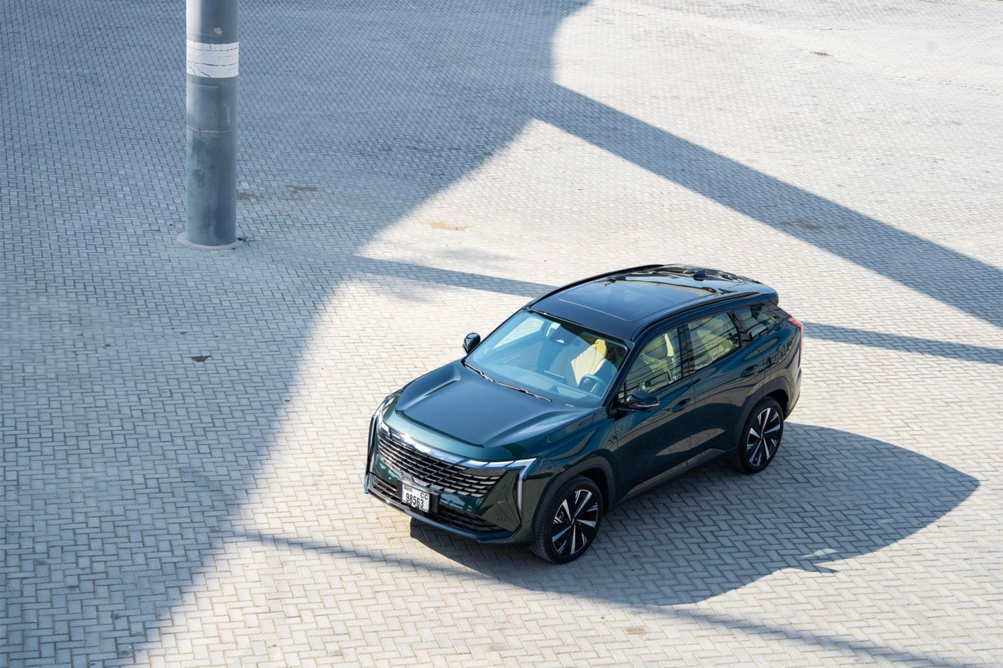 Foto Manipulyasiya Xidməti — Rəqəmsal Retouch və Kreativ Montaj. Bakıda Peşəkar Tədbir, Love Story və Təbiət Fotoqrafı — Elşən Baba