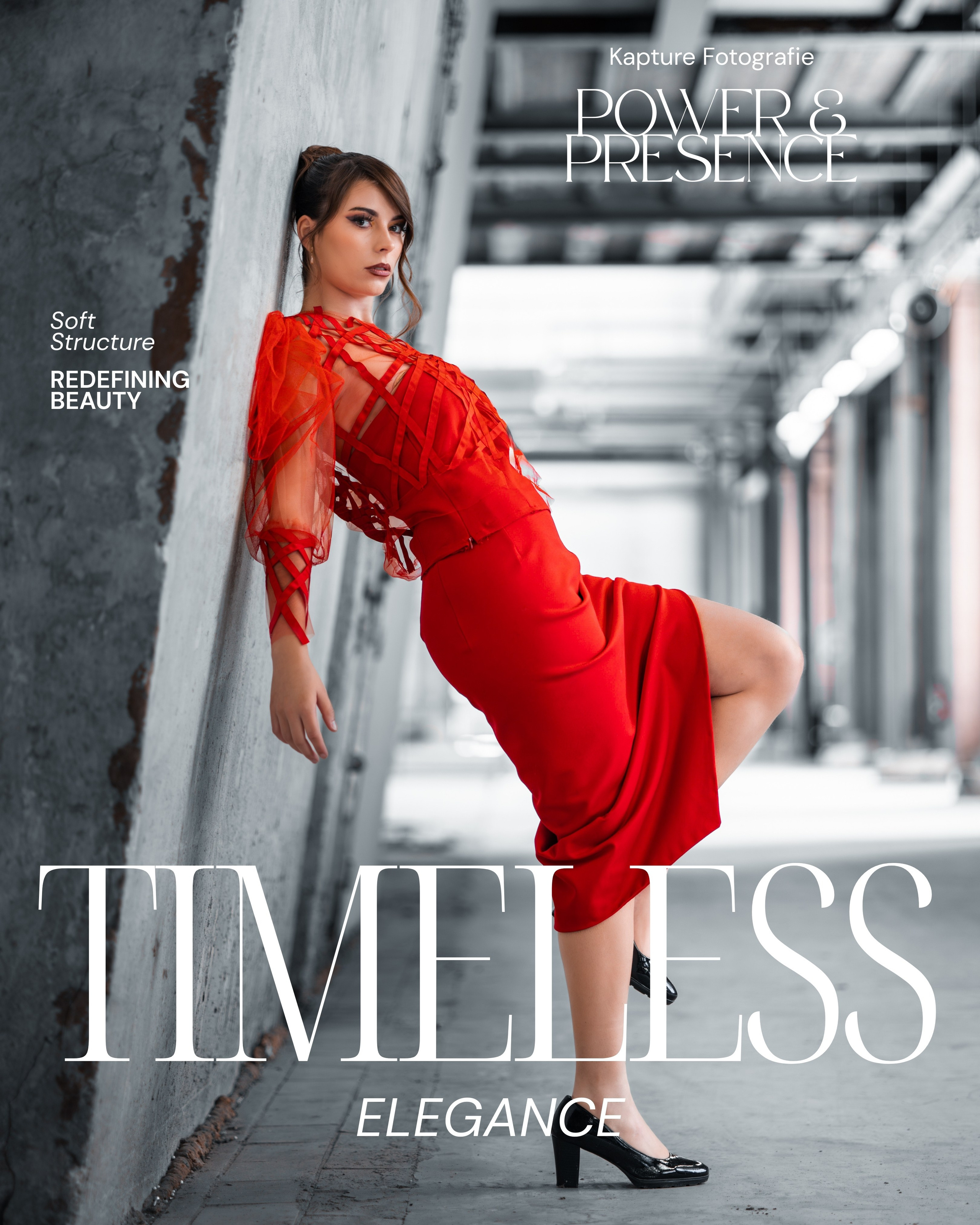 Kapture Fotografie - Modeportret van een model in een elegante rode jurk met een luxe, high-end Vogue uitstraling.