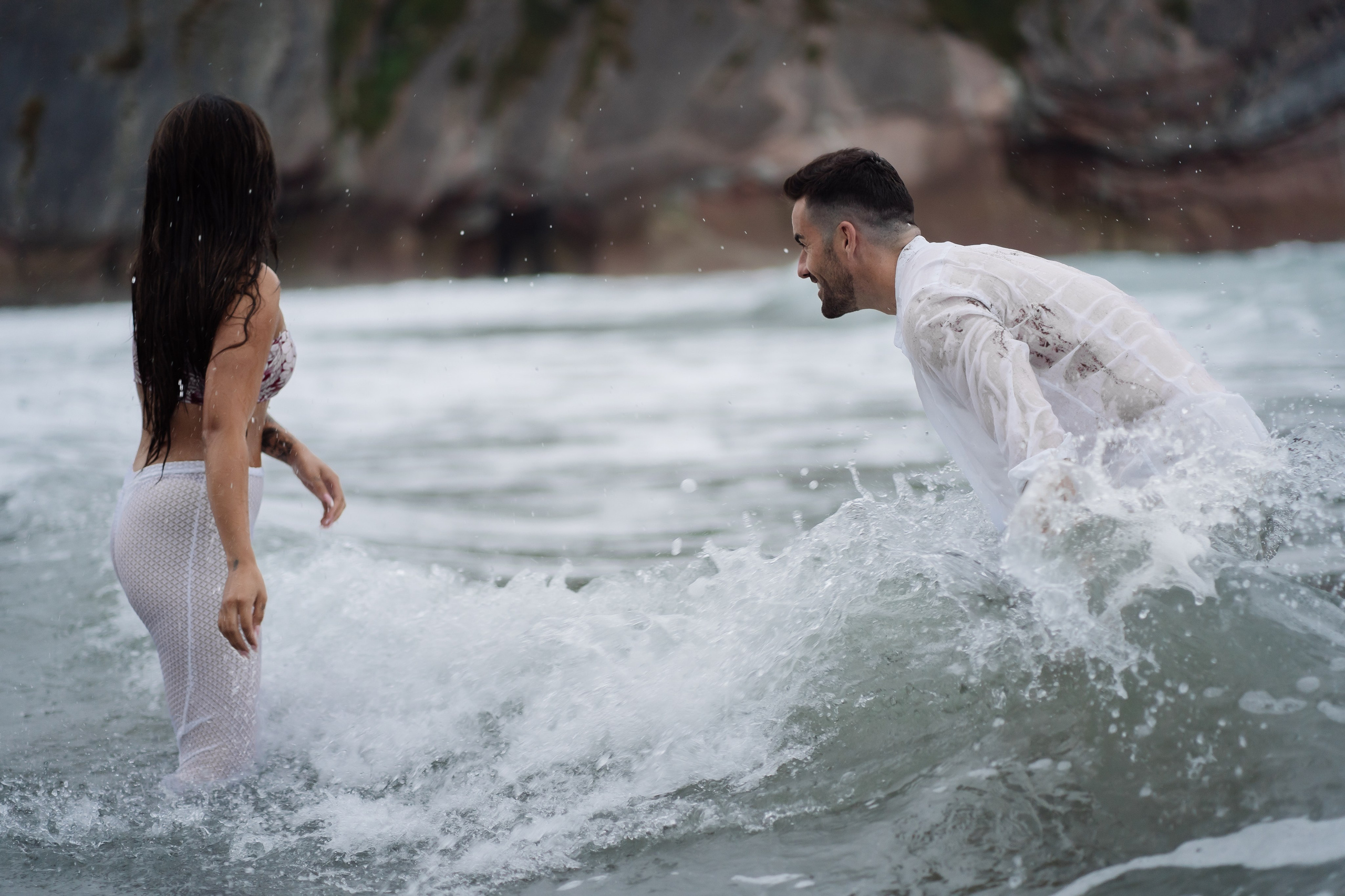 Love story. Holigood foto y video reportaje de bodas en San Sebastián y Europa