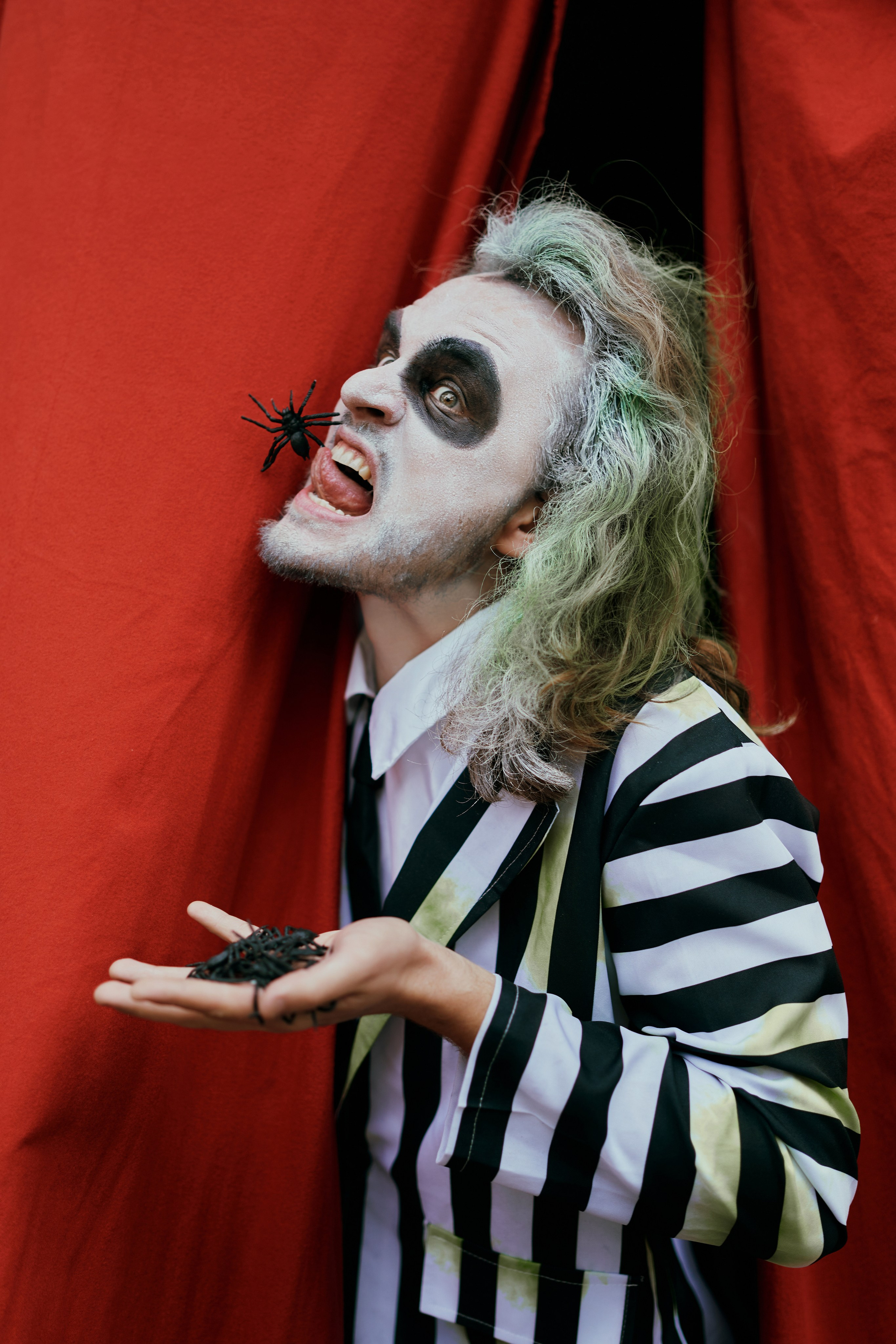 Битлджус-Битлджус-Битлджус. Фотограф в Барселоне Жанна Захарченко