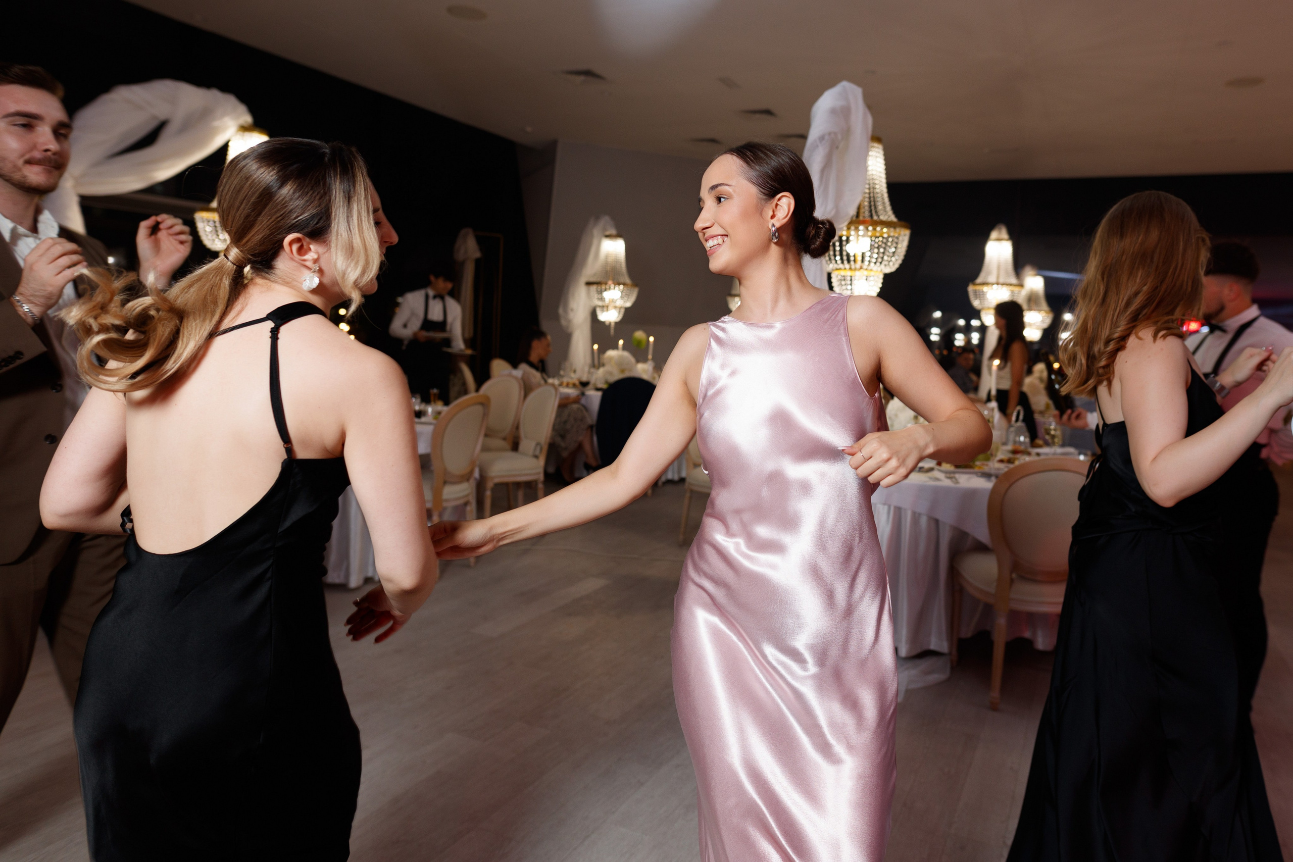 Liveriu & Tatiana | Fotografie de nuntă. Scarlat Photography