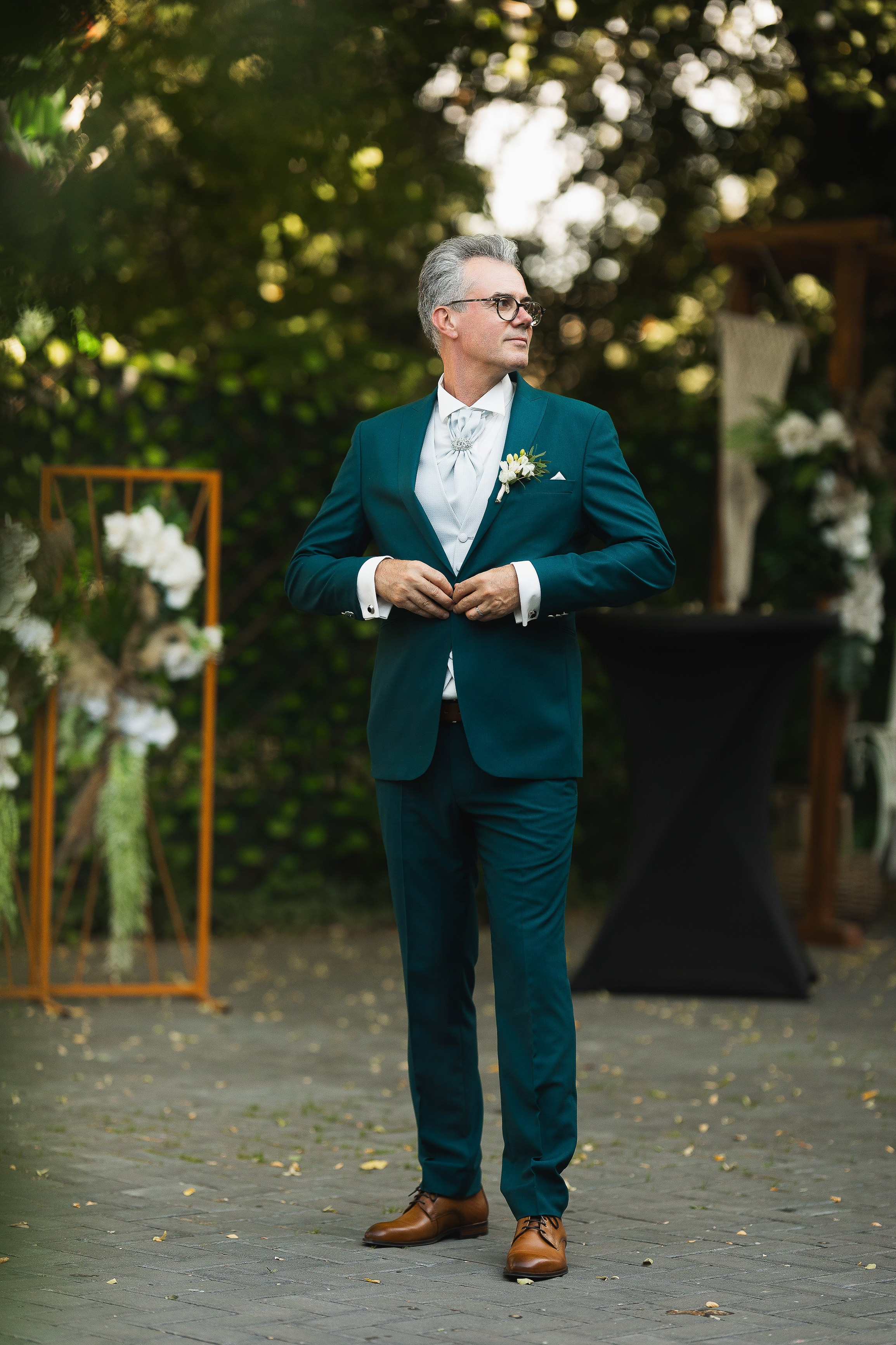 Alexandra & Renaud. Vlad Aconstantinesei Photographer