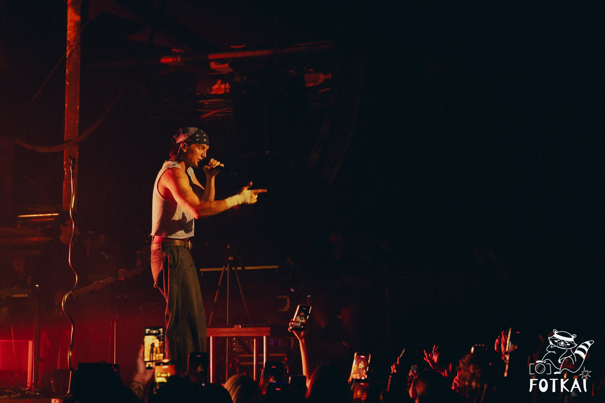 LANY — Concert Photos at Sala Razzmatazz, Barcelona, Spain 2026 | FOTKAI