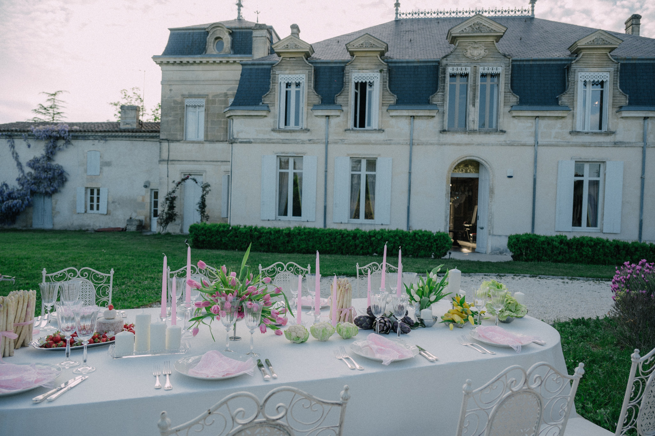 Paula and Tony. Wedding and commercial photographer