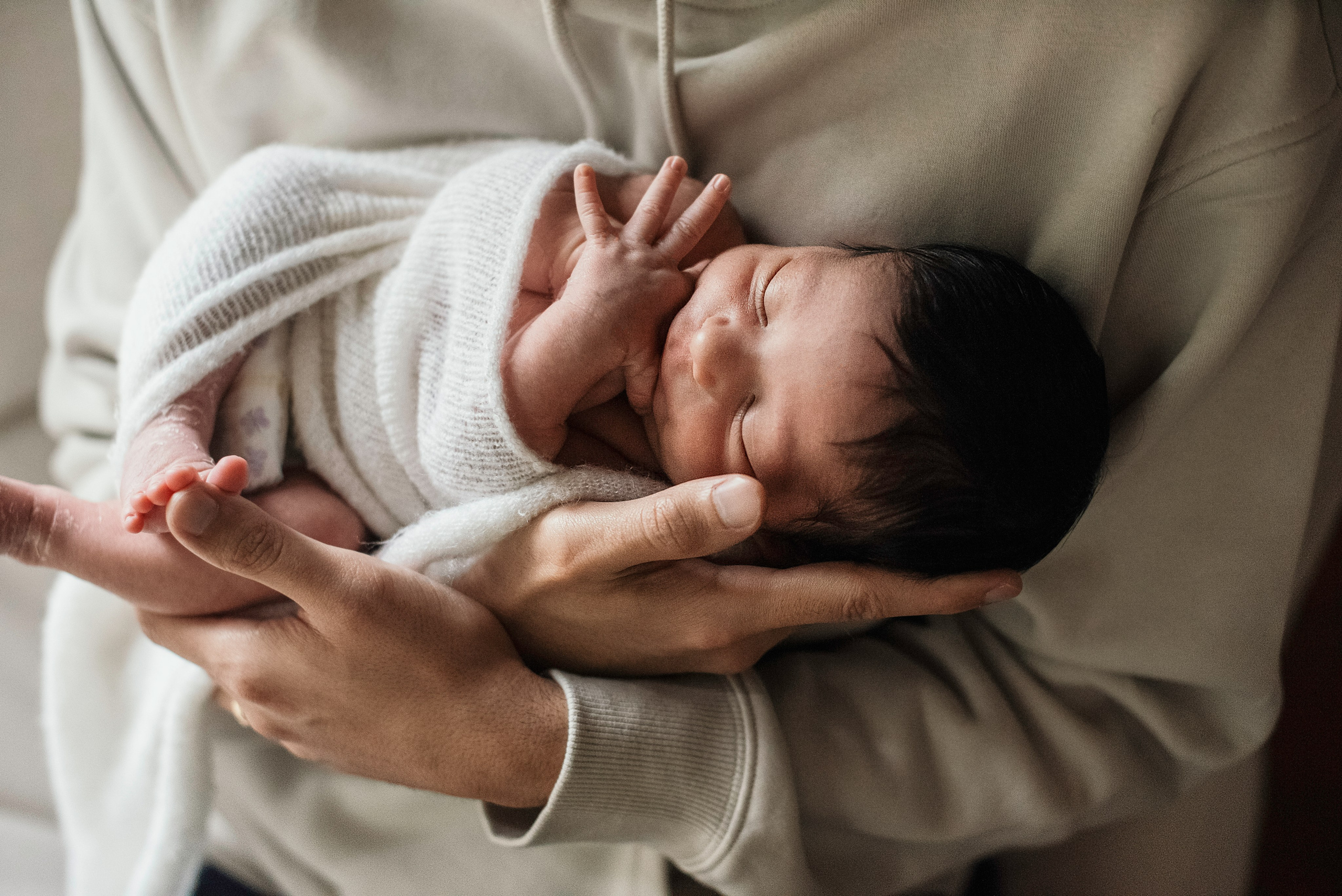 Koosha, 10 days. Newborn, pregnancy, family photographer in New Jersey