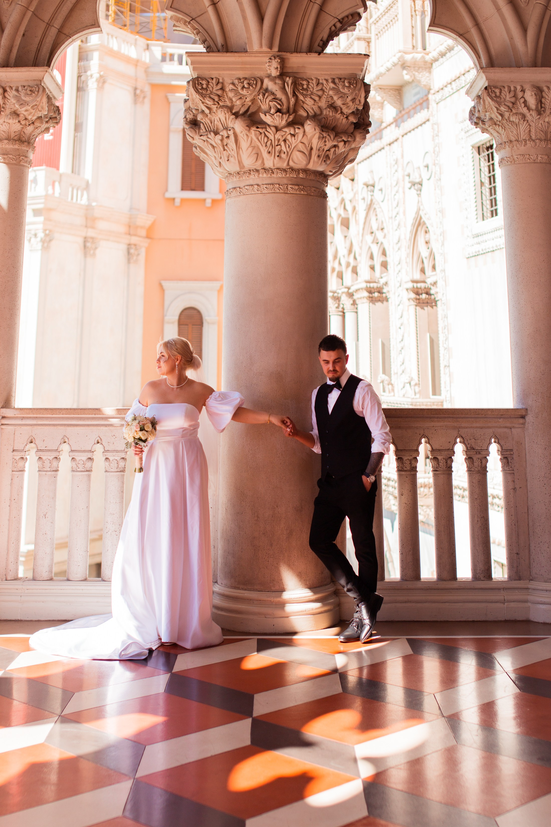 M&N. Wedding & elopement photographer Viktoriya Kravtsov. Las Vegas