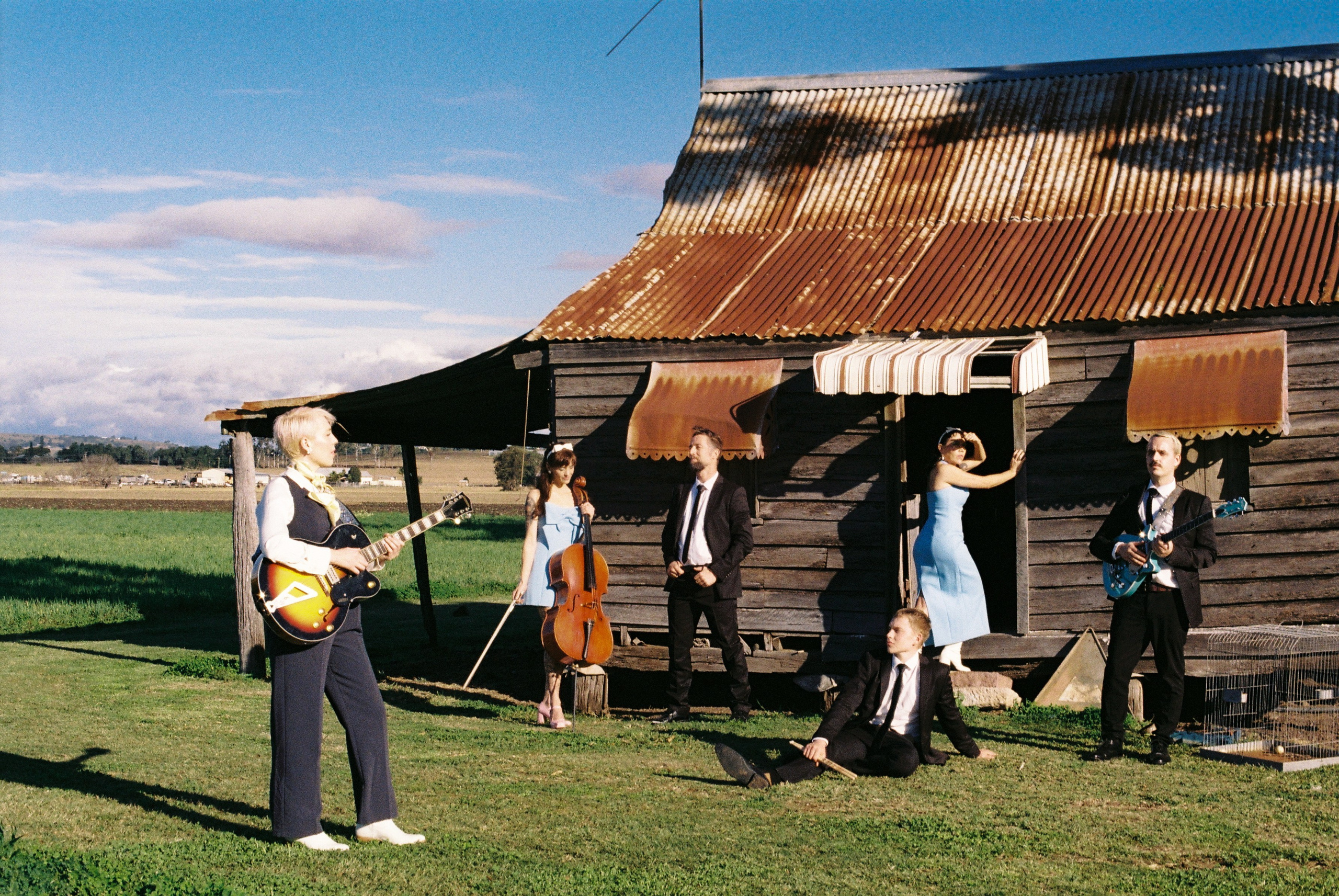 Milly&band. Film photographer