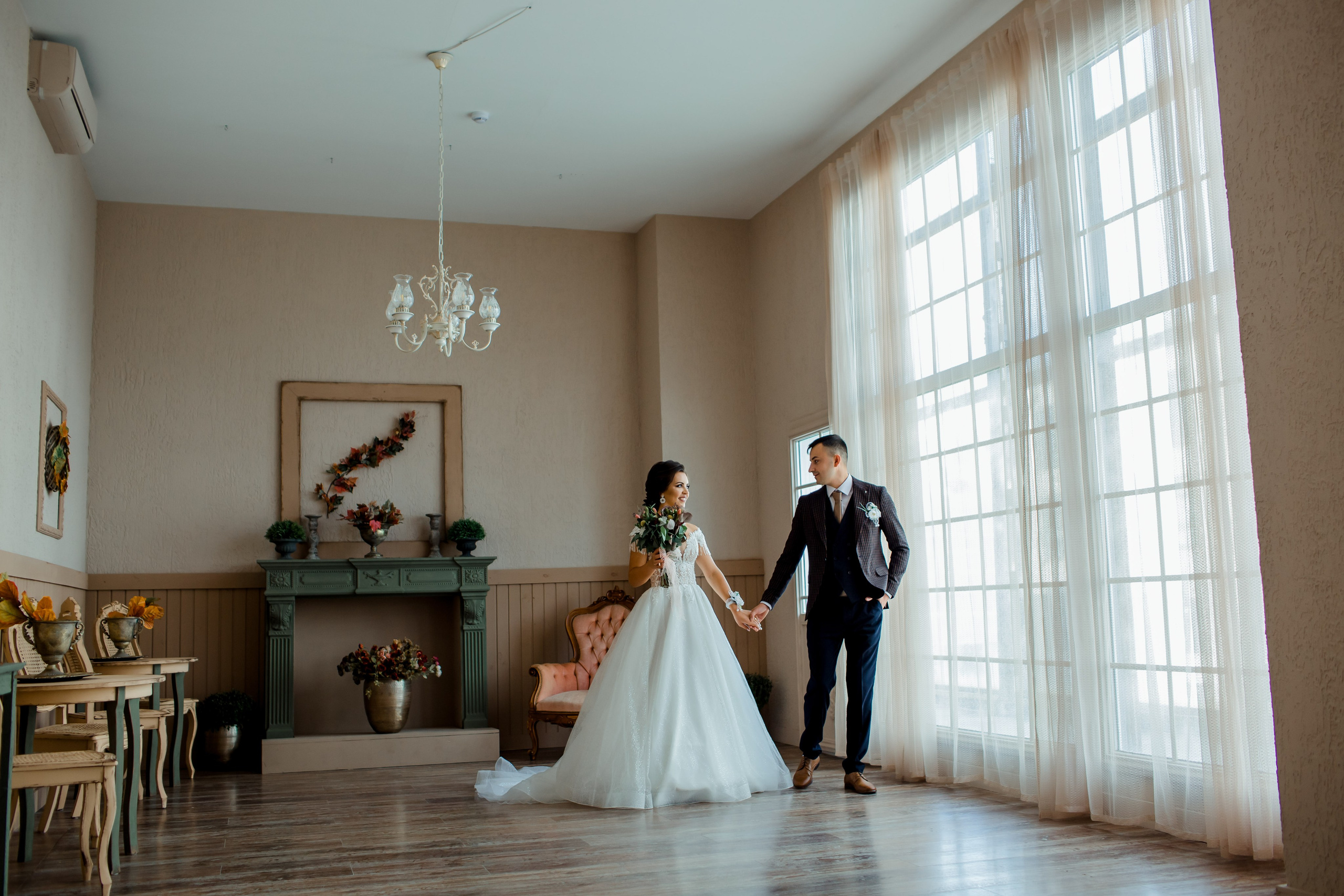 M & M. Crudueugen.com