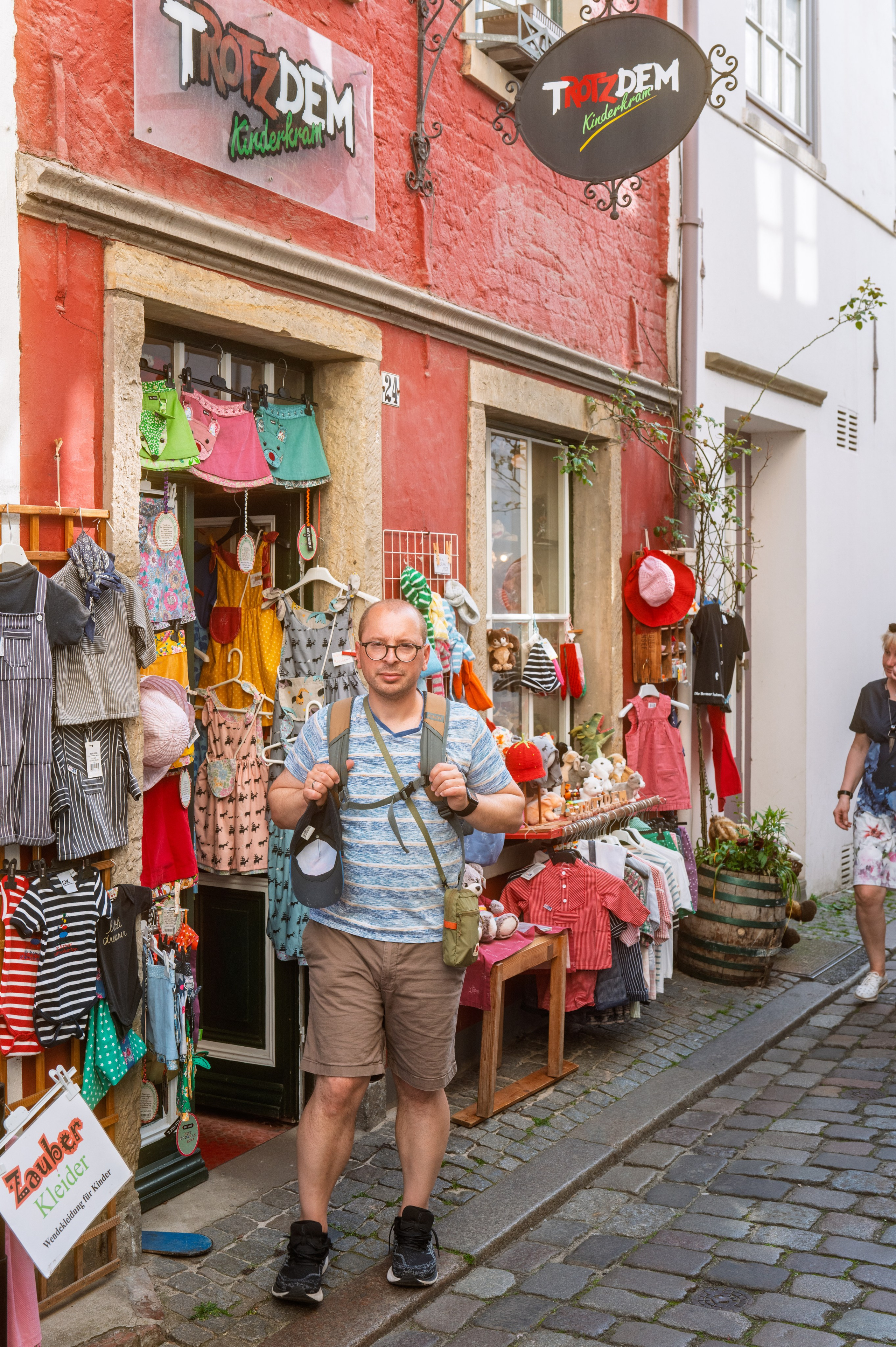 A little bit of street in Bremen #6. URBANSTREETFILES.ART