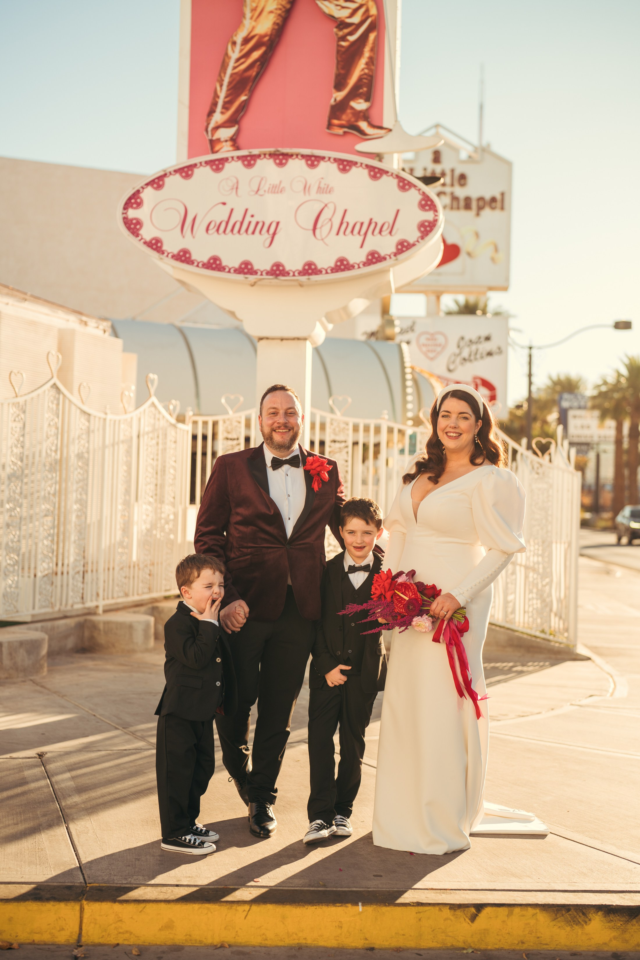 Amy&John. Wedding & elopement photographer Viktoriya Kravtsov. Las Vegas