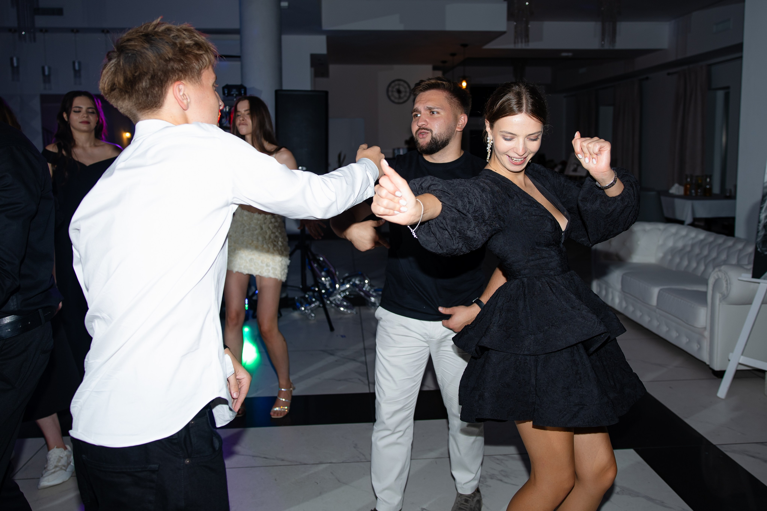 Артур + Анастасія. Весільний, сімейний фотограф Варшава