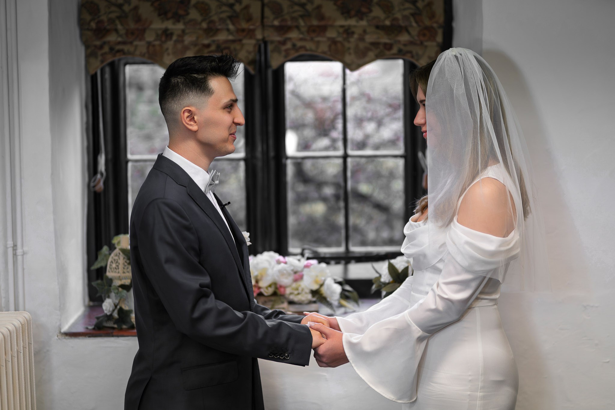 Book a wedding photographer and videographer in London. Wedding photographer in United Kingdom