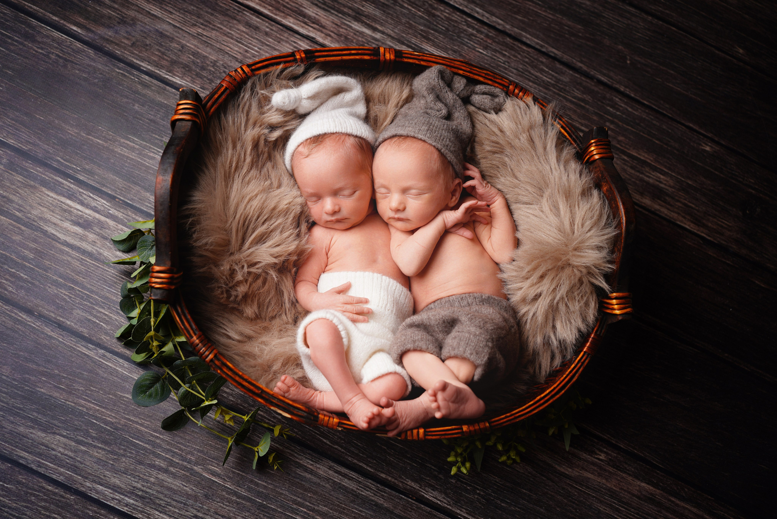 Splash-Seite mit Fotos des Fotografen. Neugeborenenfotografin und Retoucher in Augsburg Nastassia Schneider