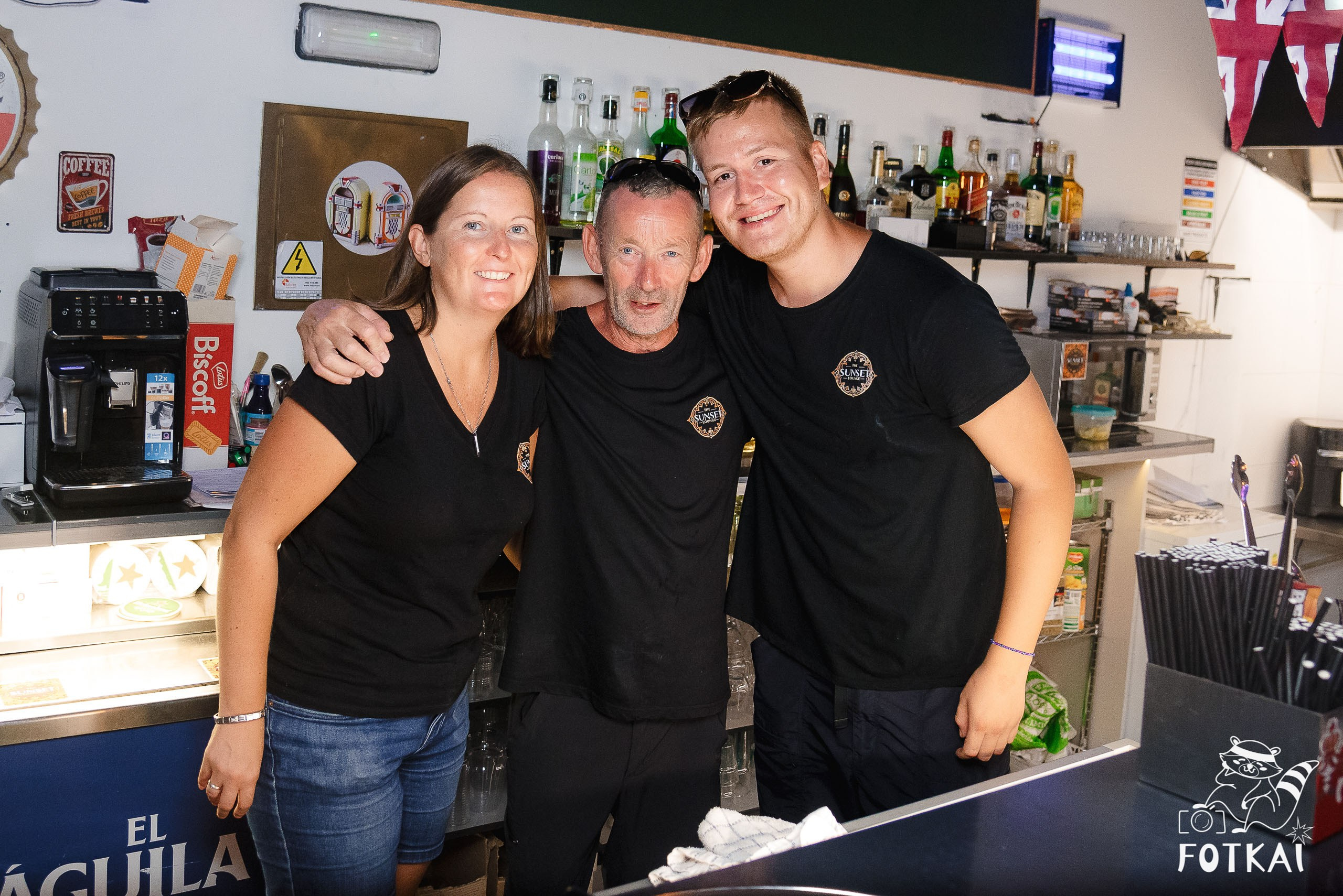 The Sunset Lounge Bar: Reportaje fotográfico 15.08.25 | FOTKAI