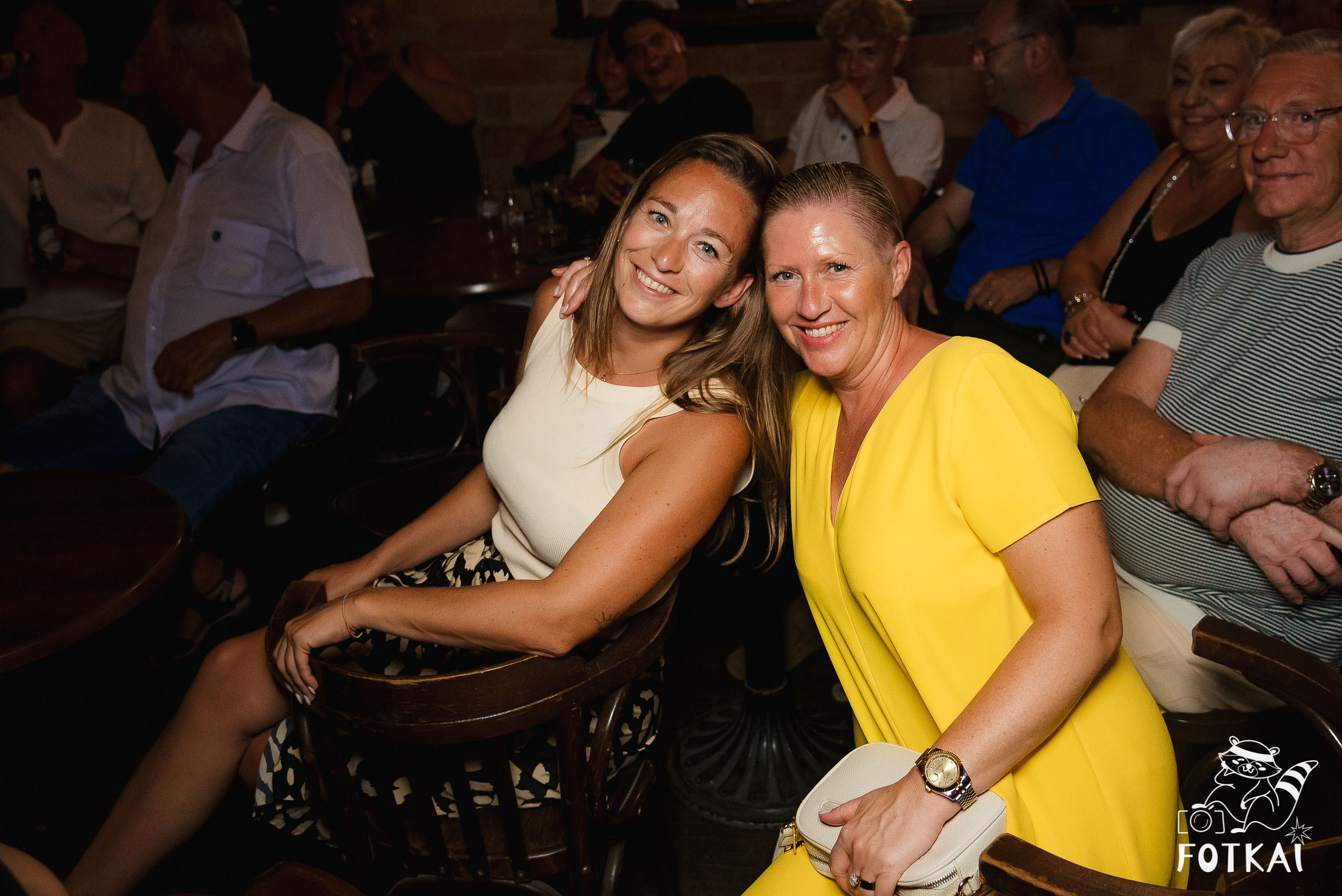 El Paso Rock Bar Torrevieja: Reportaje fotográfico 01.08.25 | FOTKAI