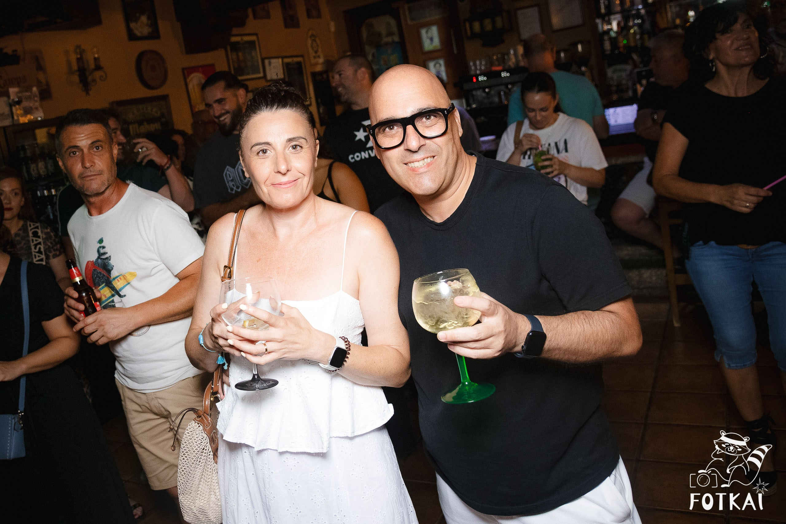 Stones of the Coast en Café Aljibe Rojales: Reportaje fotográfico 30.08.25 | FOTKAI