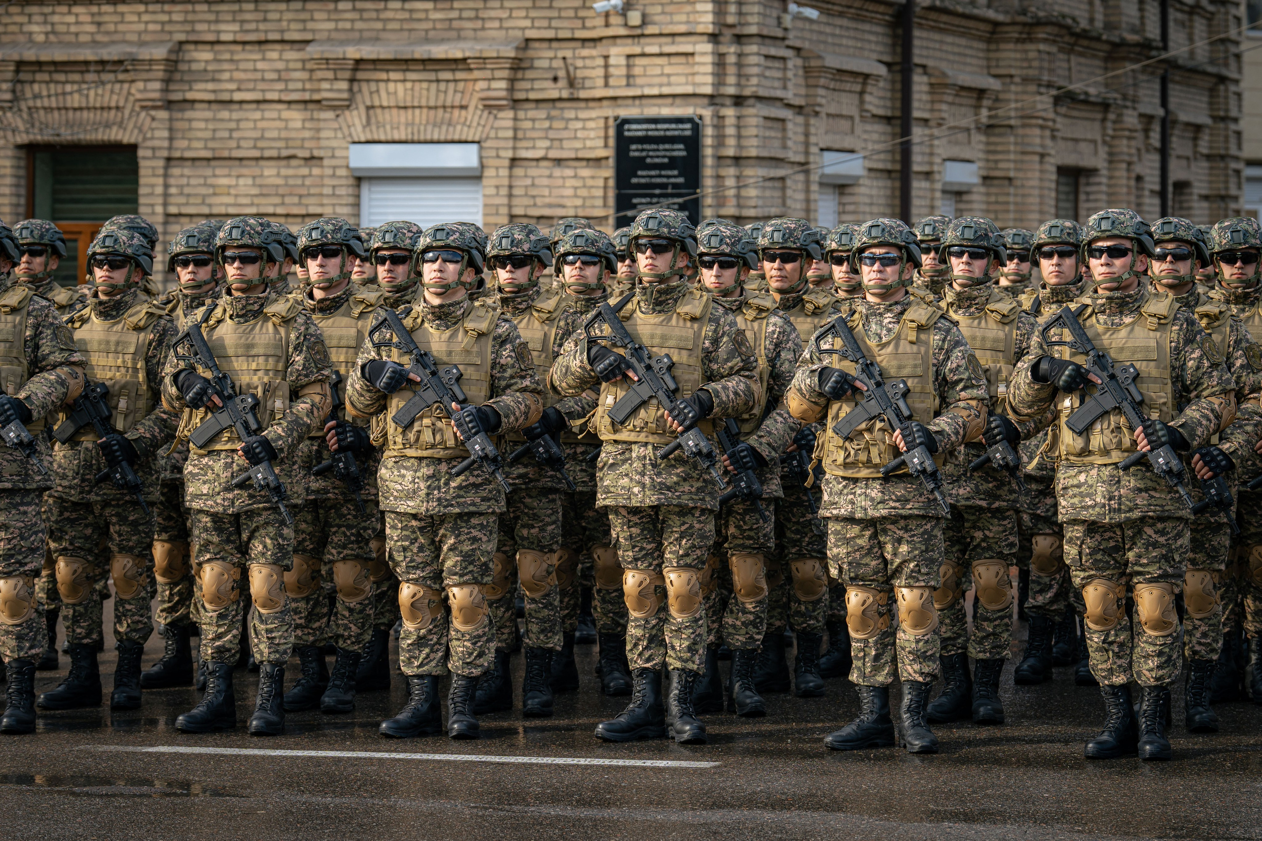 В Ташкенте прошел парад ко Дню защитников Родины. Георгий Намазов | Фотограф в Ташкенте
