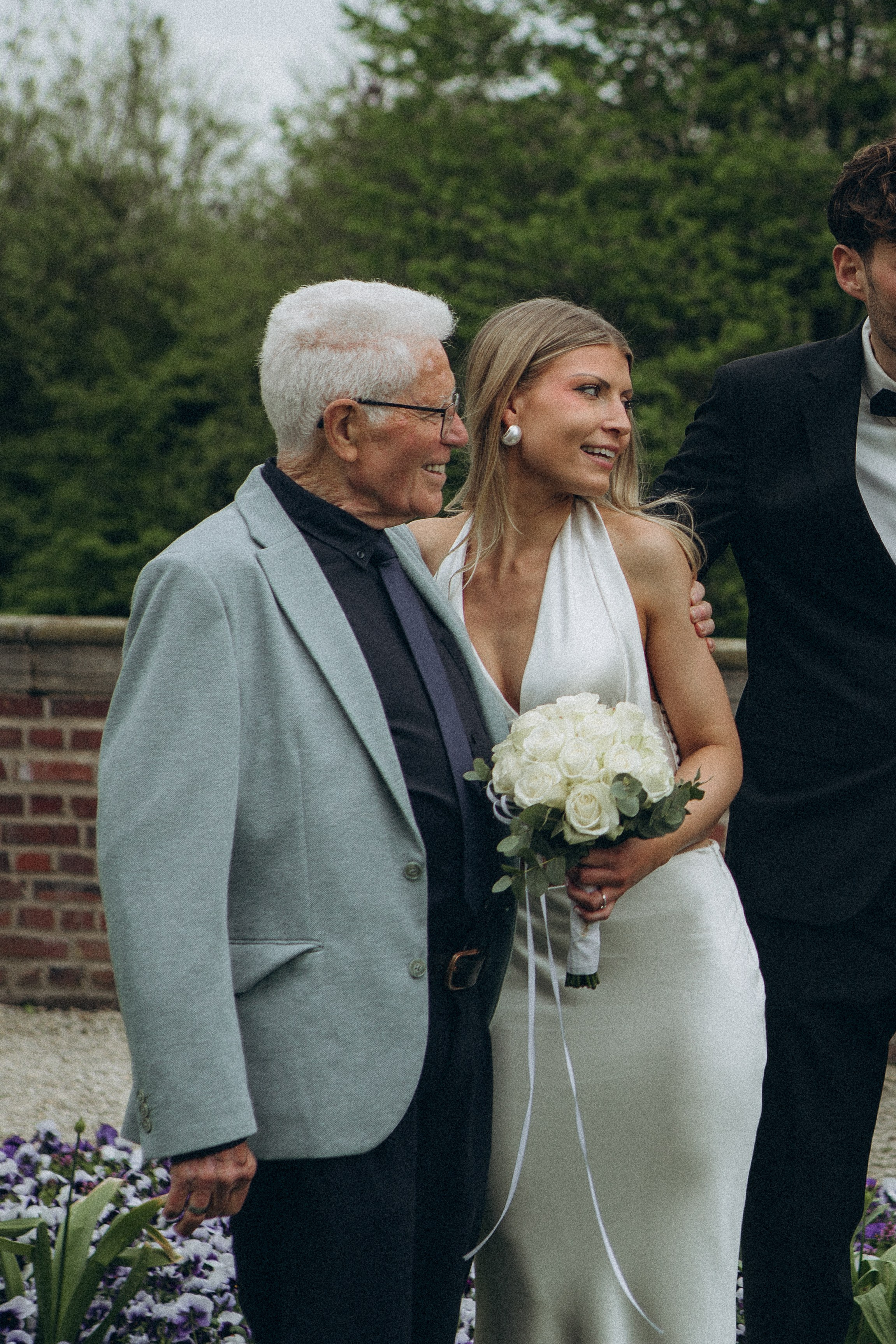 VICTORIA & FABIAN. Paar und Hochzeitsfotogfrafin aus NRW