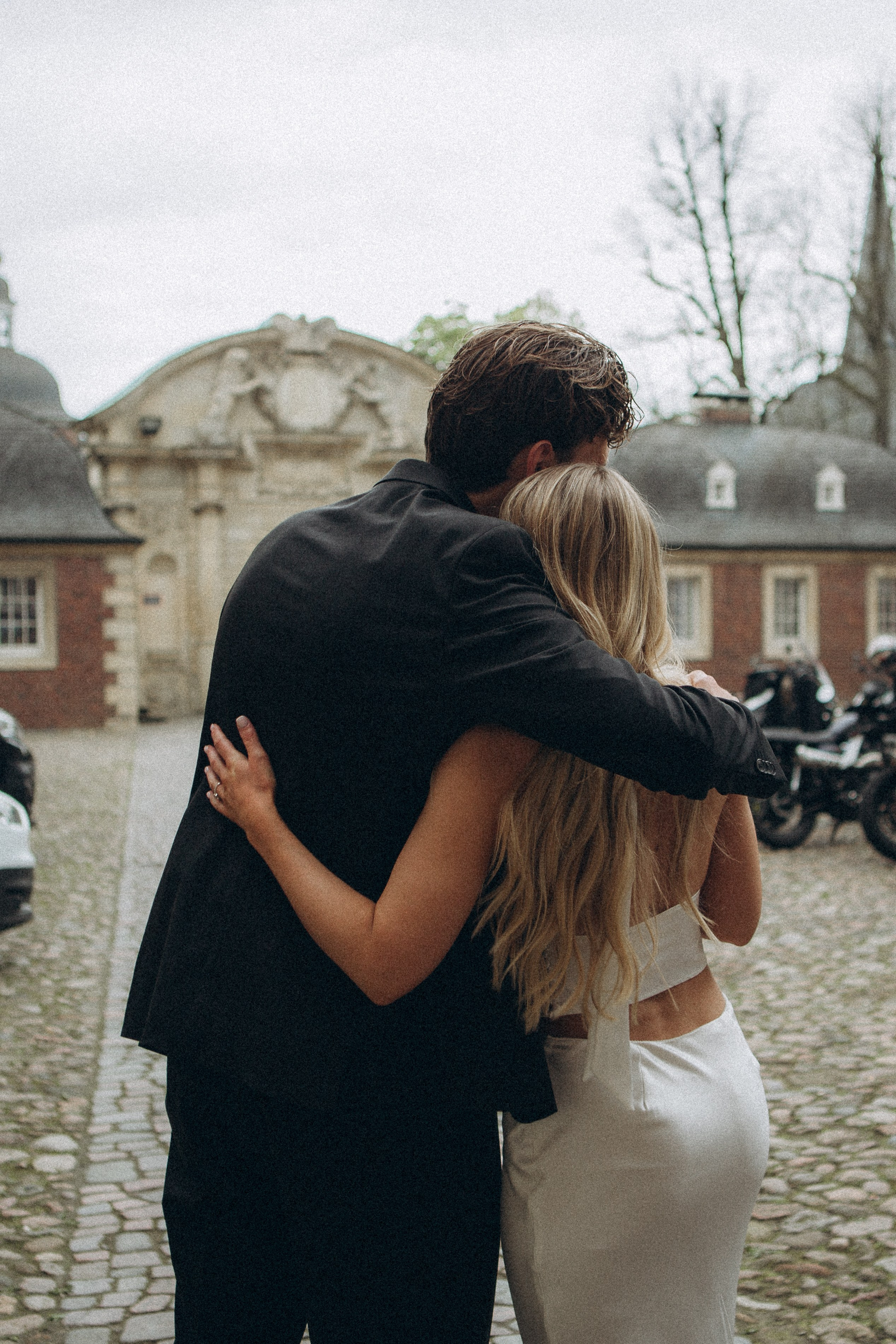 VICTORIA & FABIAN. Paar und Hochzeitsfotogfrafin aus NRW