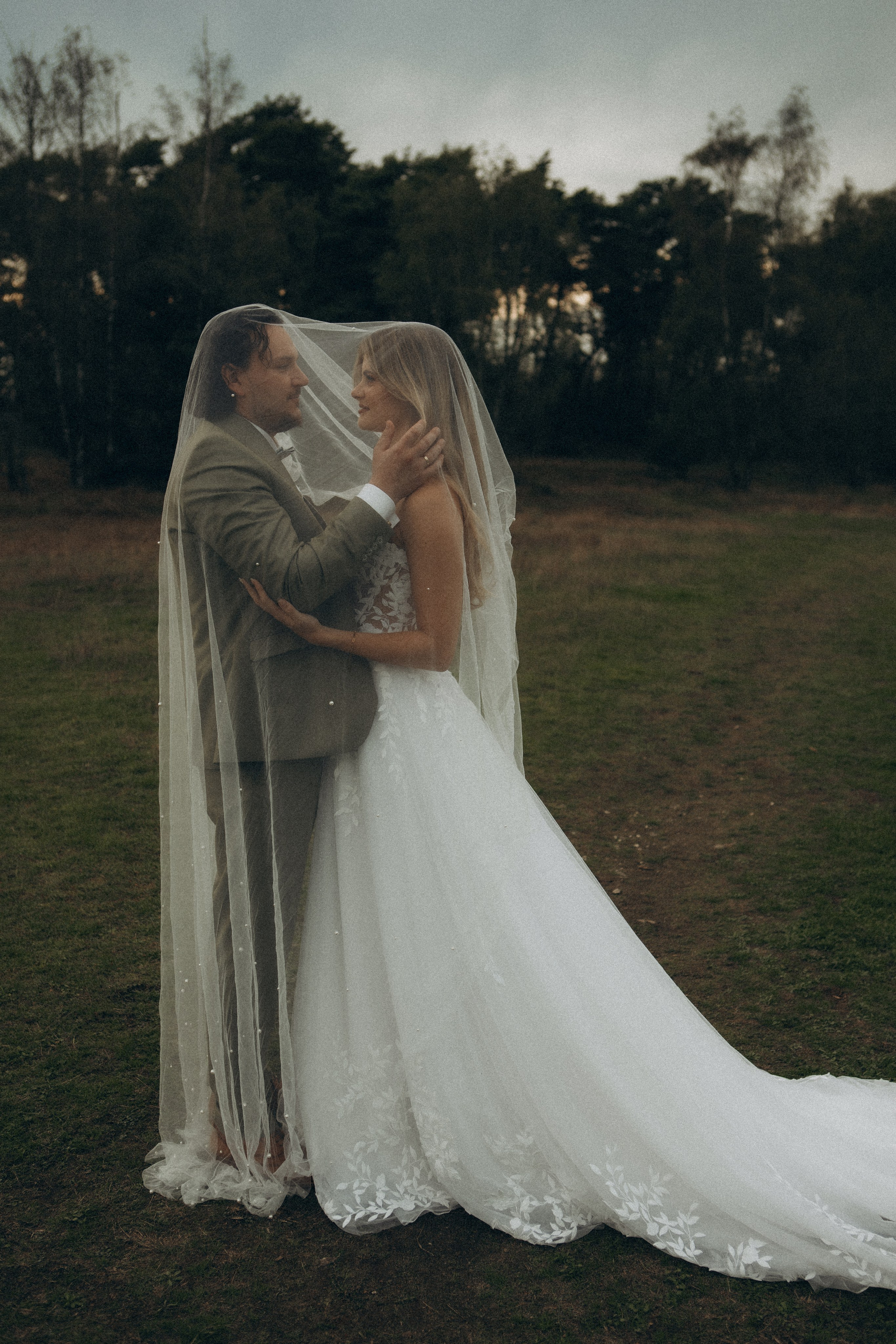 CATHLEEN & MATTHIAS. Paar und Hochzeitsfotogfrafin aus NRW
